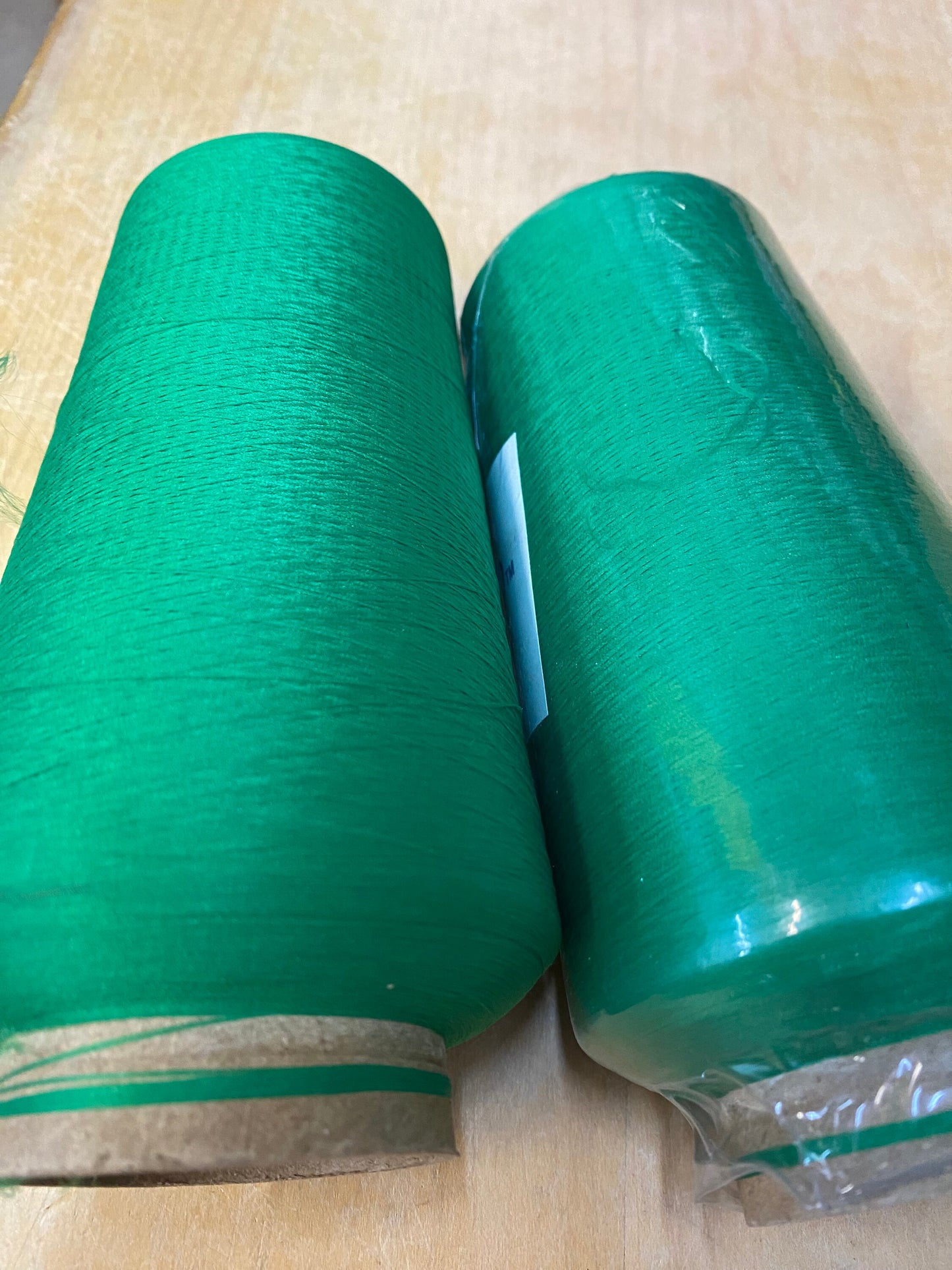 10x 5000yard Cones, Sewing Thread, Polyester, Overlocking 120s SPUN, 127 colours