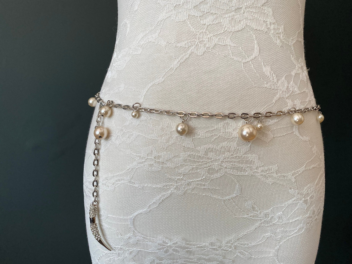 Chain Belt, Pearl Drop Chain Belt, Fashion Belt, FAN Fashion, Handmade