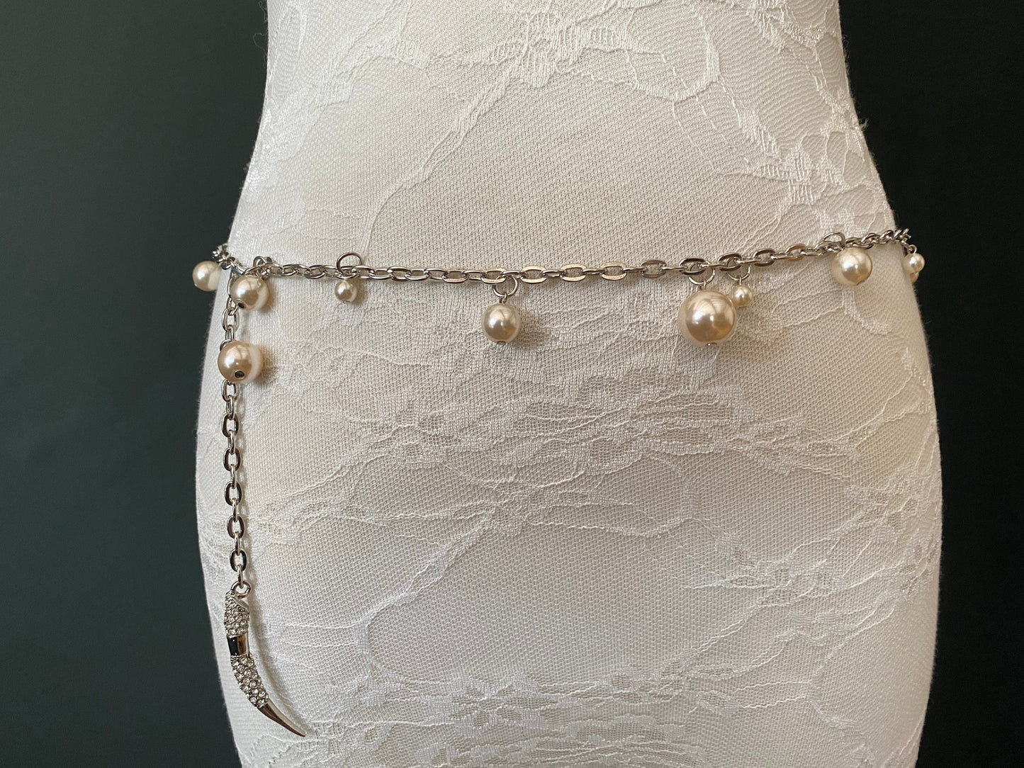 Chain Belt, Pearl Drop Chain Belt, Fashion Belt, FAN Fashion, Handmade
