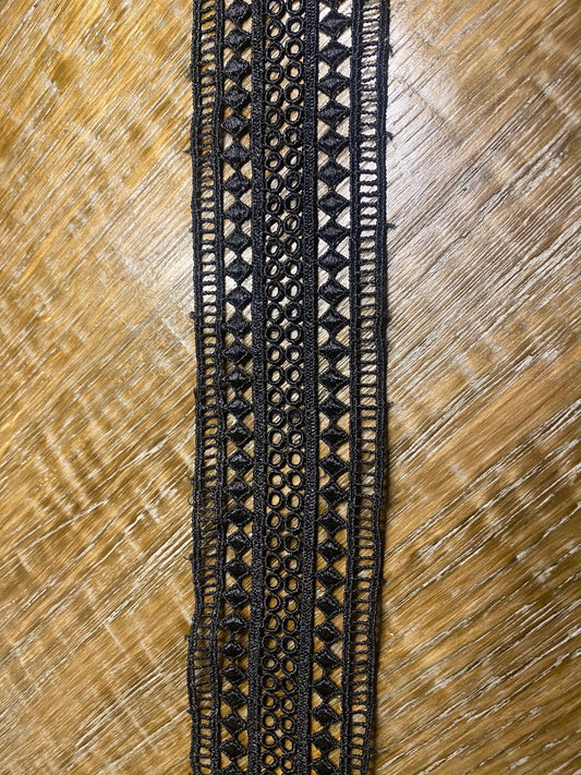 Delicate Black Lace Trim, Unique Pattern (5.8cm Wide)