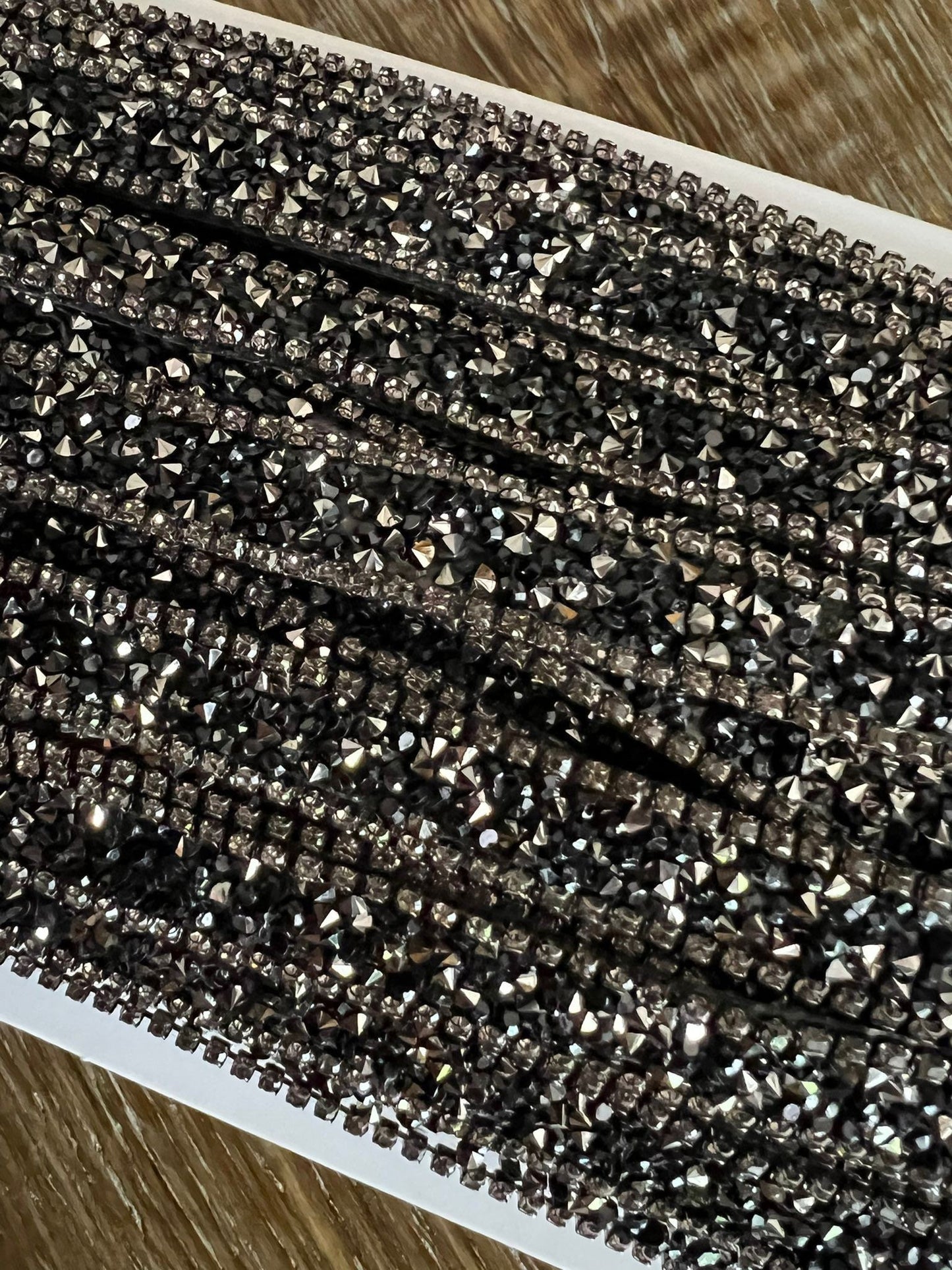 Diamanté Rhinestone Jewel Tape with Glue, Hot Fix Rhinestones with Glue, Easy Iron on Rhinestones, 22mm, 15mm