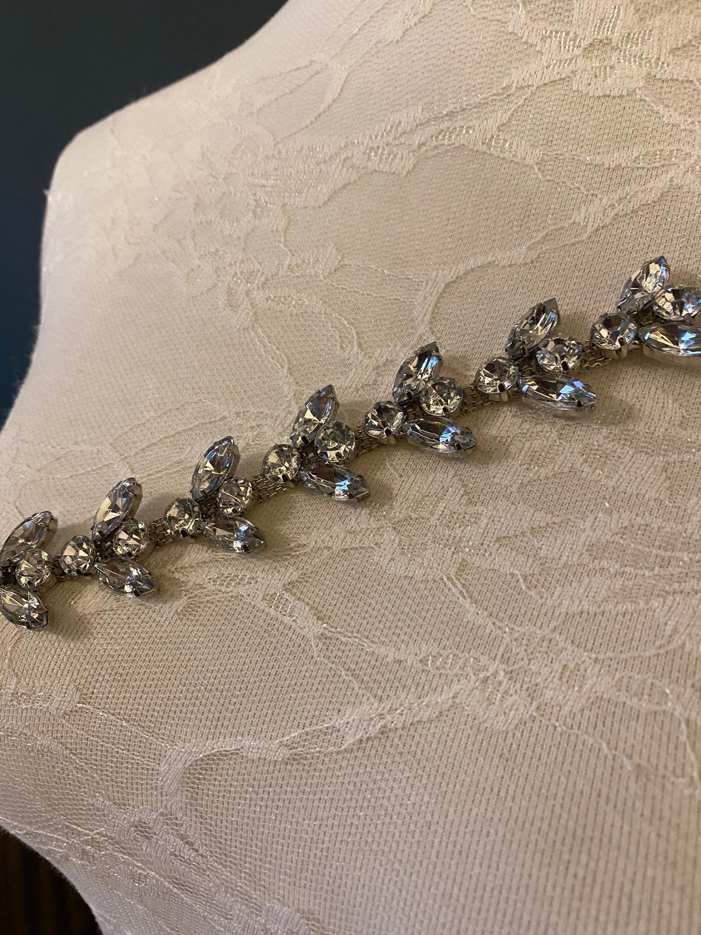 Rhinestone Chain, Diamanté Chain, 46cm Length, Removable, Chain with Clasps, Silver