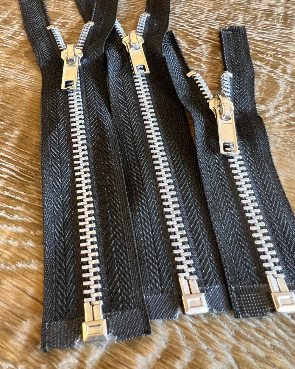 Open End Metal Zippers on Black Tape, No. 5, Auto Lock, Quality Zips, OEKOTEX Certified Zips