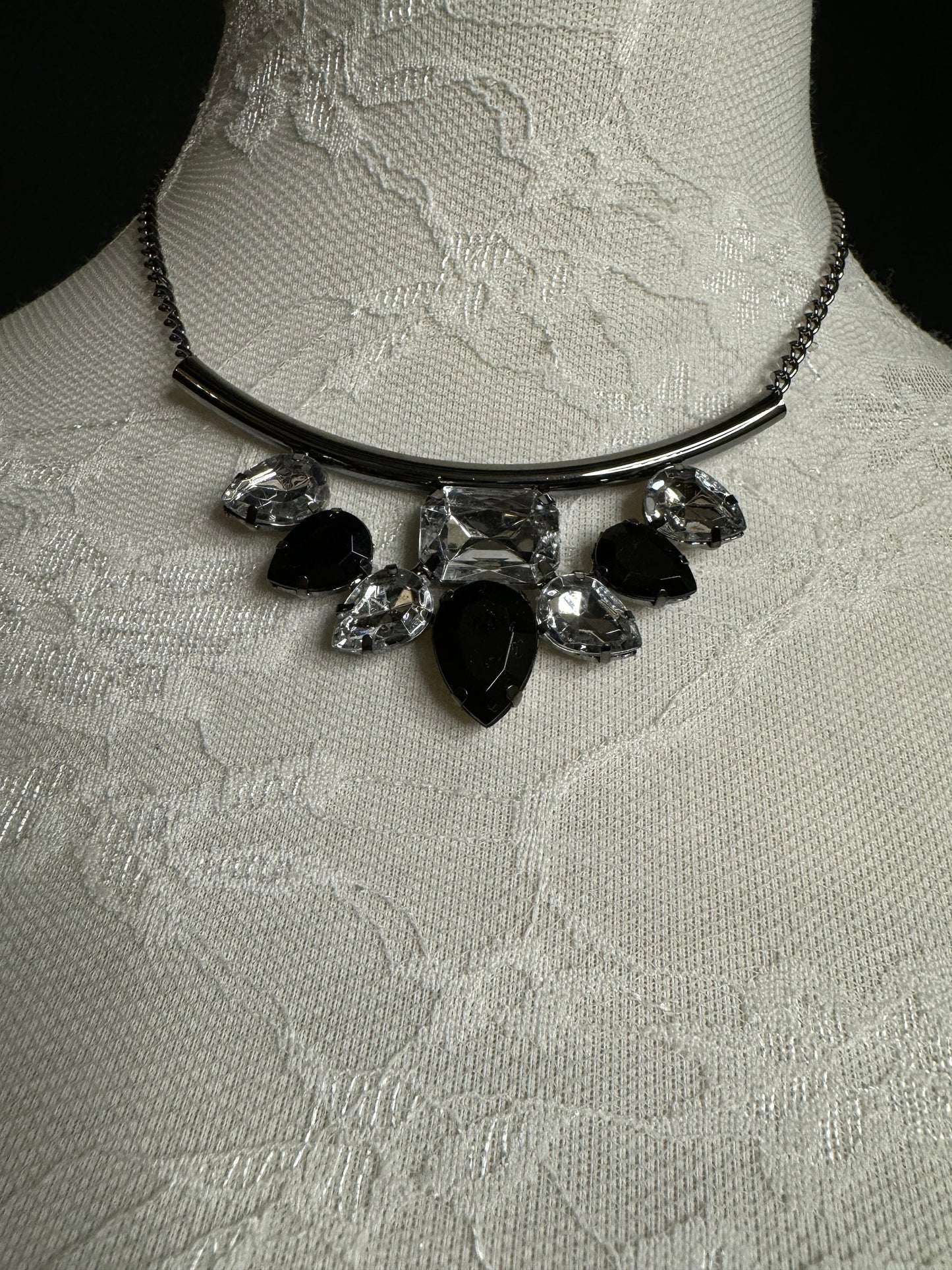 Jewel Necklace, Choker Style Necklace, Gunmetal Colour Chain, Black, Silver Jewels, Elegant Necklace