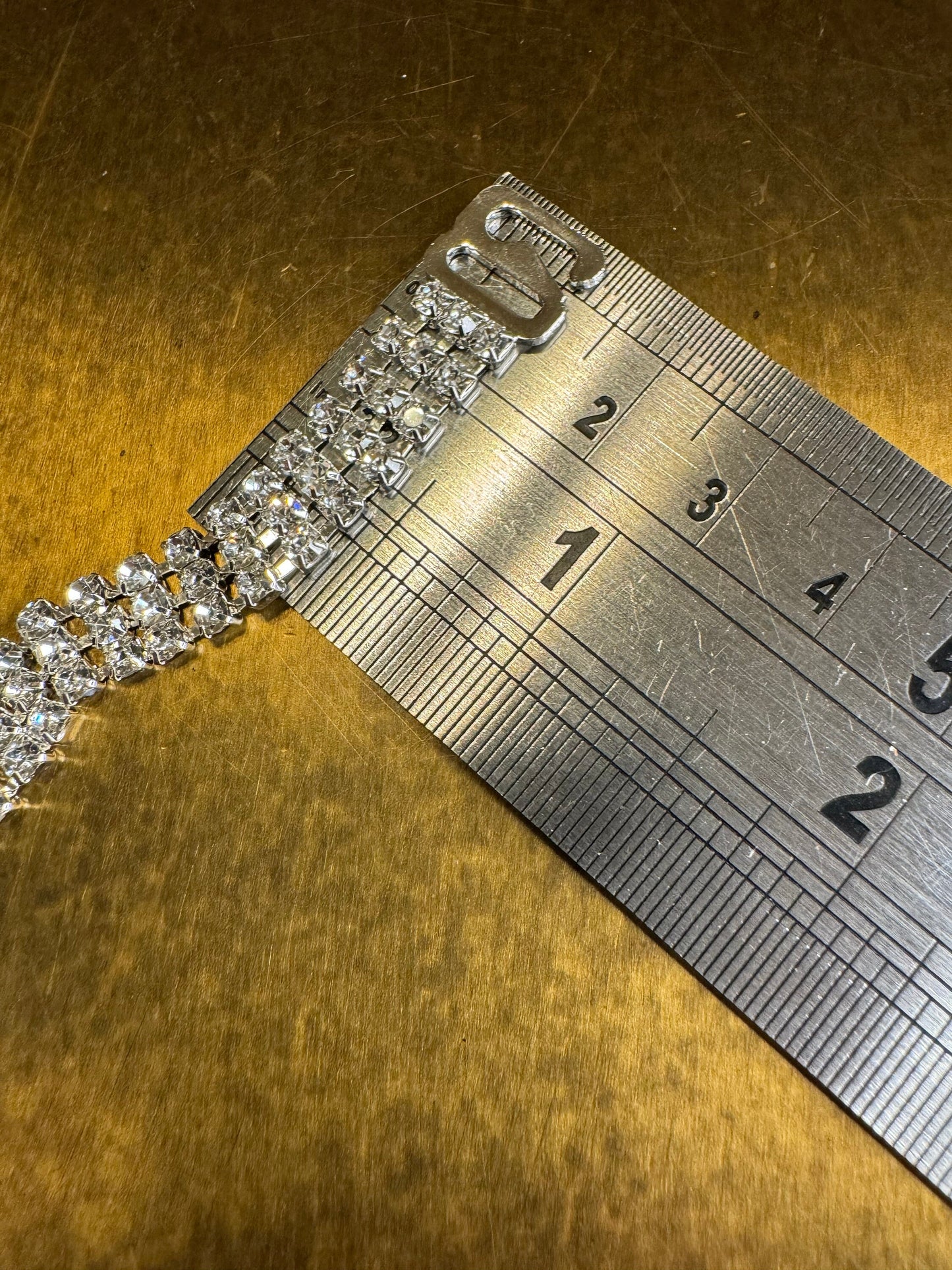 Rhinestone Bra Straps, Detachable 4 Row Diamanté Bra Straps, Silver Colour Rhinestone Bra Strap Replacement, 22.5cm Long, 11” Long