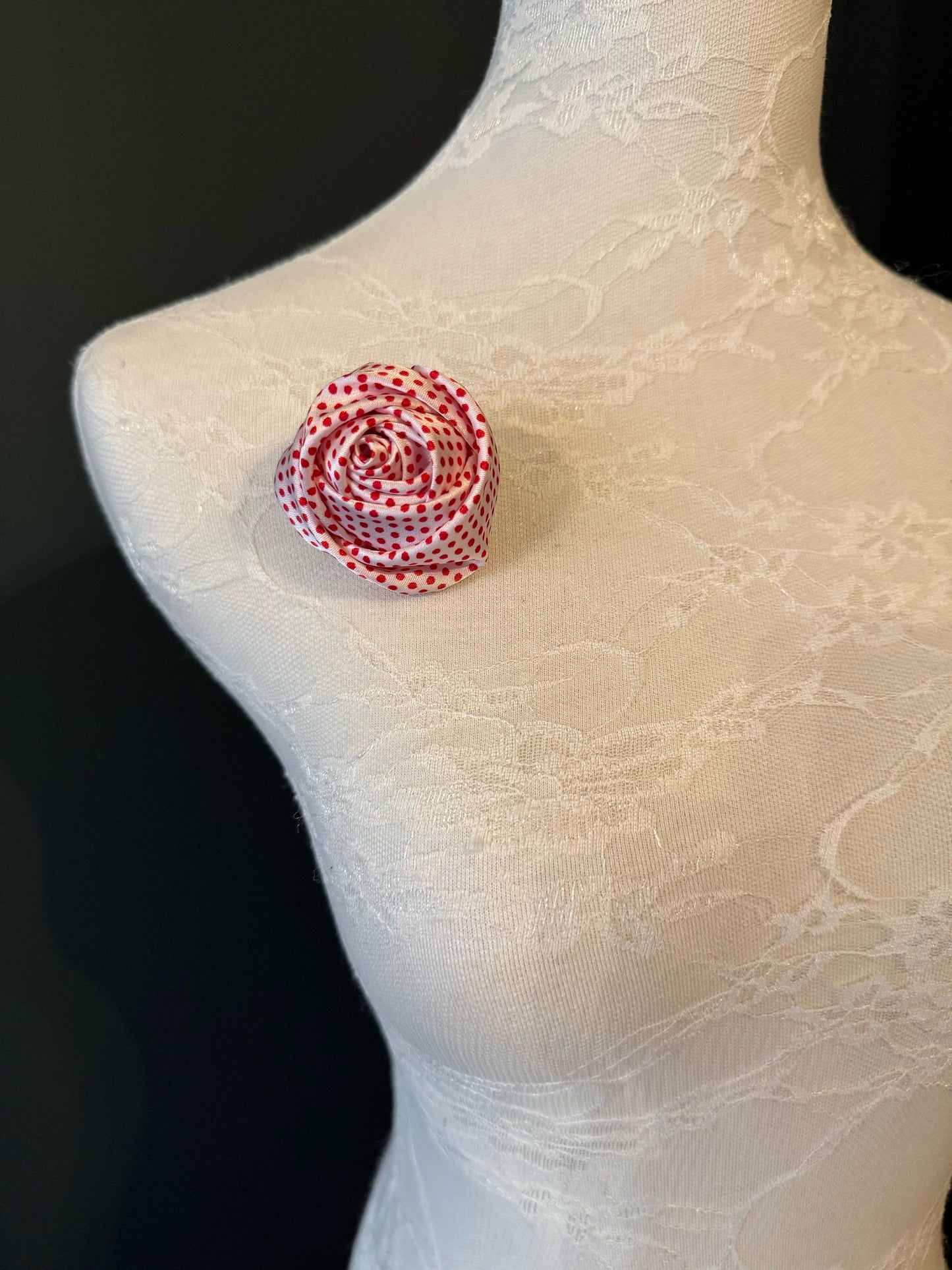 Spotted Rose Corsage, Pin on, Vintage Look, 4 Colours, Elegant Corsage, Layered Petals, 2024 Fashion, 2” Wide, FAN Design