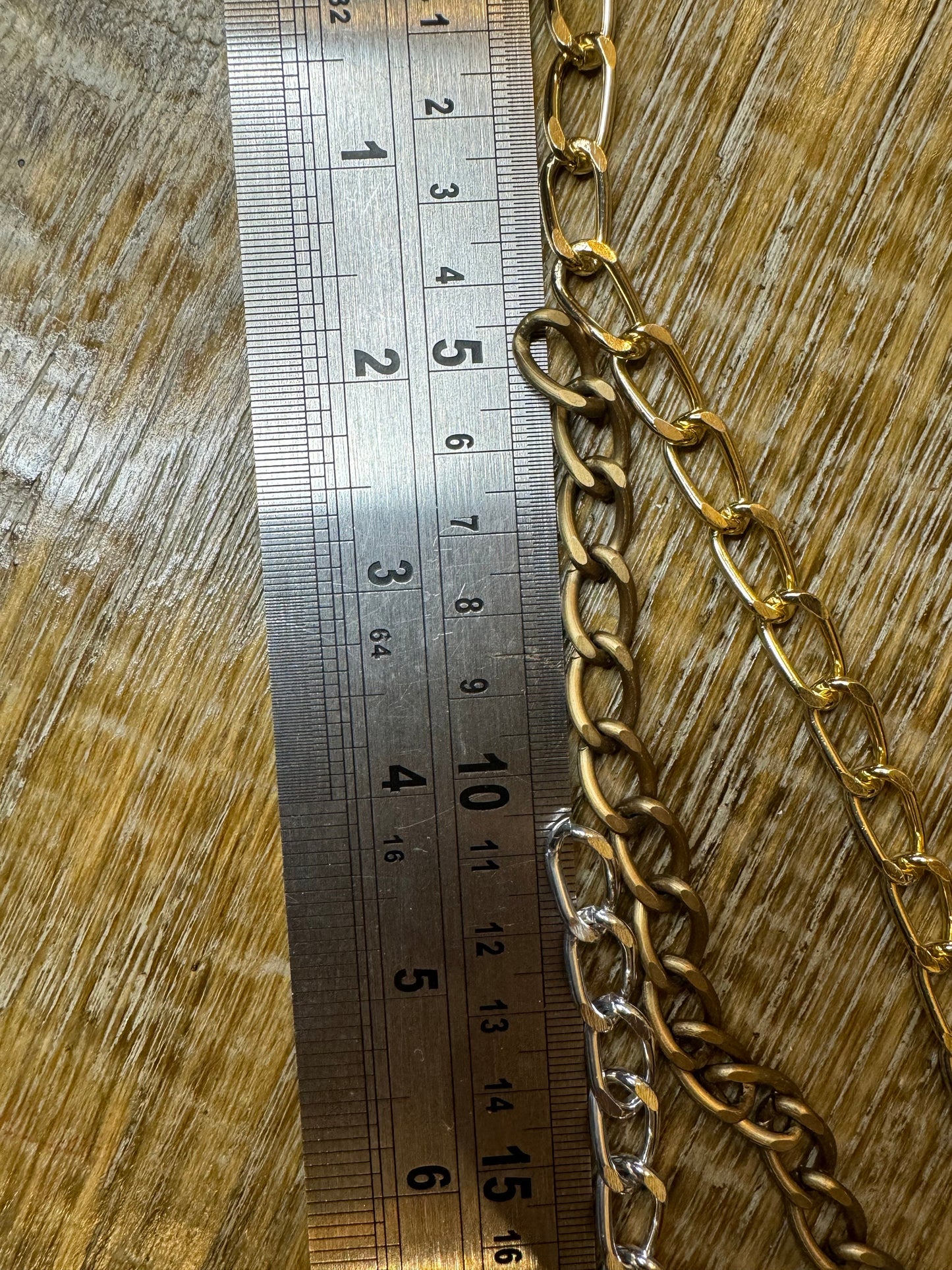 15mm Links Metal Light Weight Chain