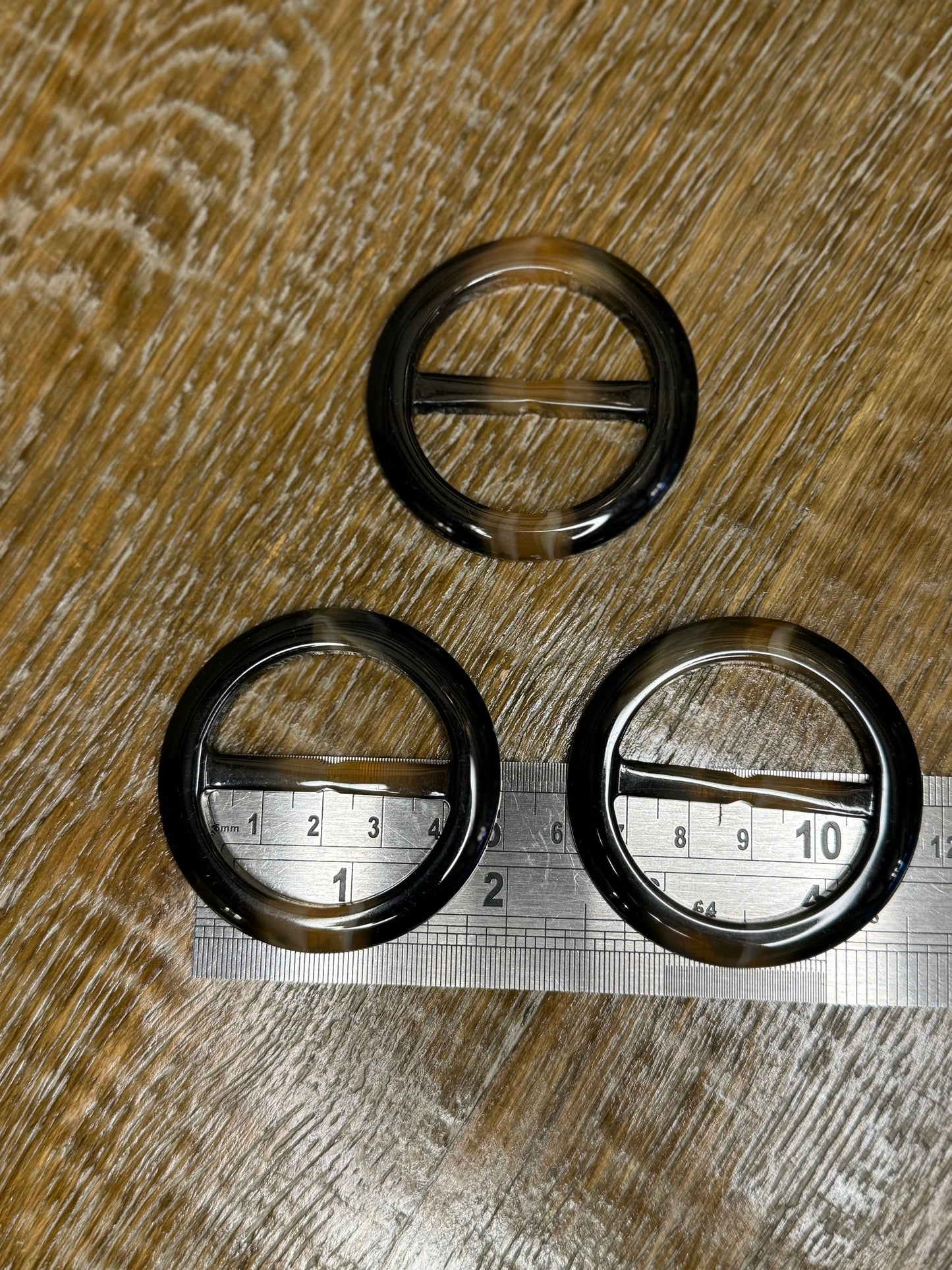 5.5cm Buckles, Mock Horn Buckles, Horn Effect Buckles, Round Slider Buckle, 4cm Bar, Brown Buckle, Clothing, Bags, Crafts, Belts