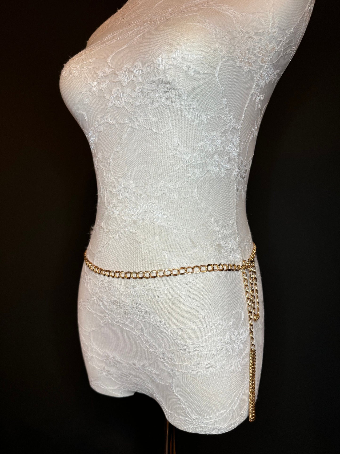 X-long Textured Chain Belt, Gold, Metal Chain Belt, Teen Sizes, Size 18”-60”, Fan Design, Fan Collection, Gold, Metal, Fashion Accessory