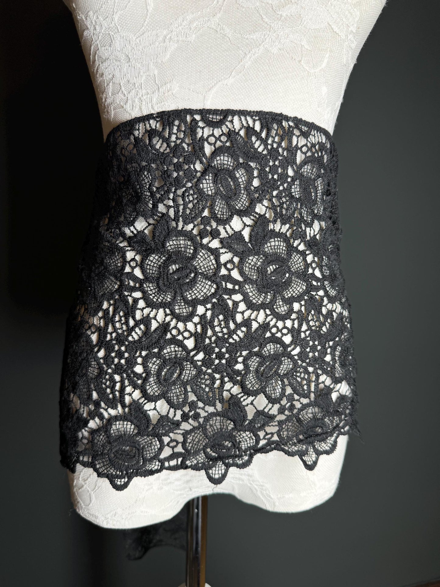 Lace Trim, 10” Wide Lace, Colourn Lace, 25cm Wide, High Quality, Dense, Dresses, Tops, Lace