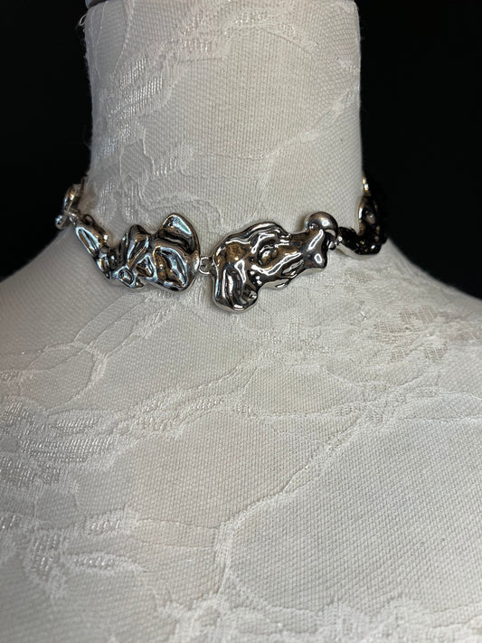 Silver Hammered Necklace FAN Accessory