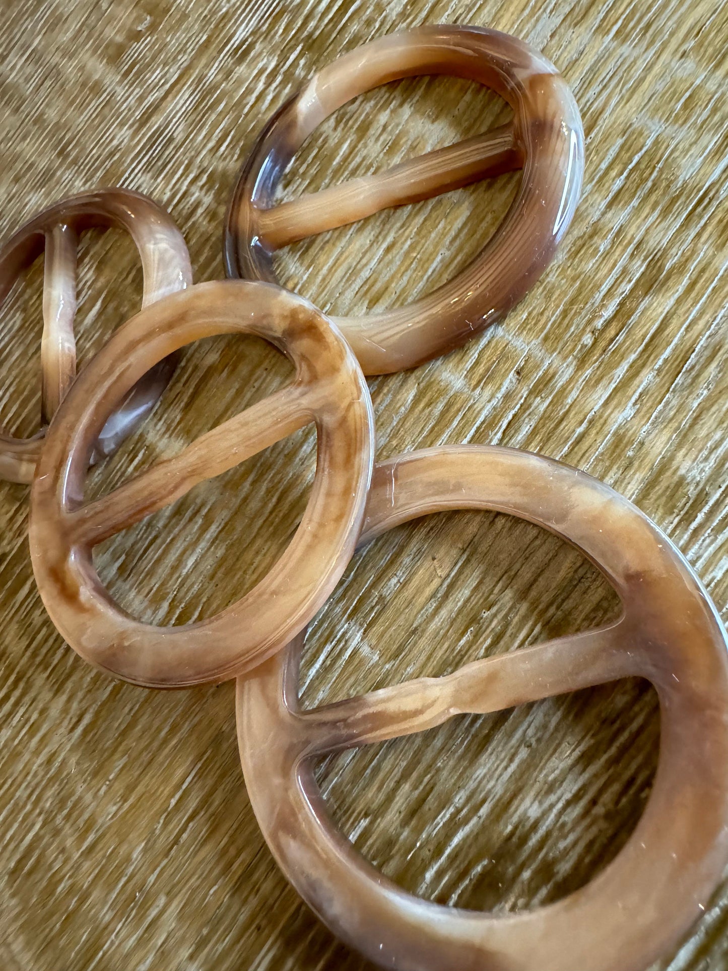 5.5cm Buckles, Mock Horn Buckles, Horn Effect Buckles, Round Slider Buckle, 4cm Bar, Brown Buckle, Clothing, Bags, Crafts, Belts