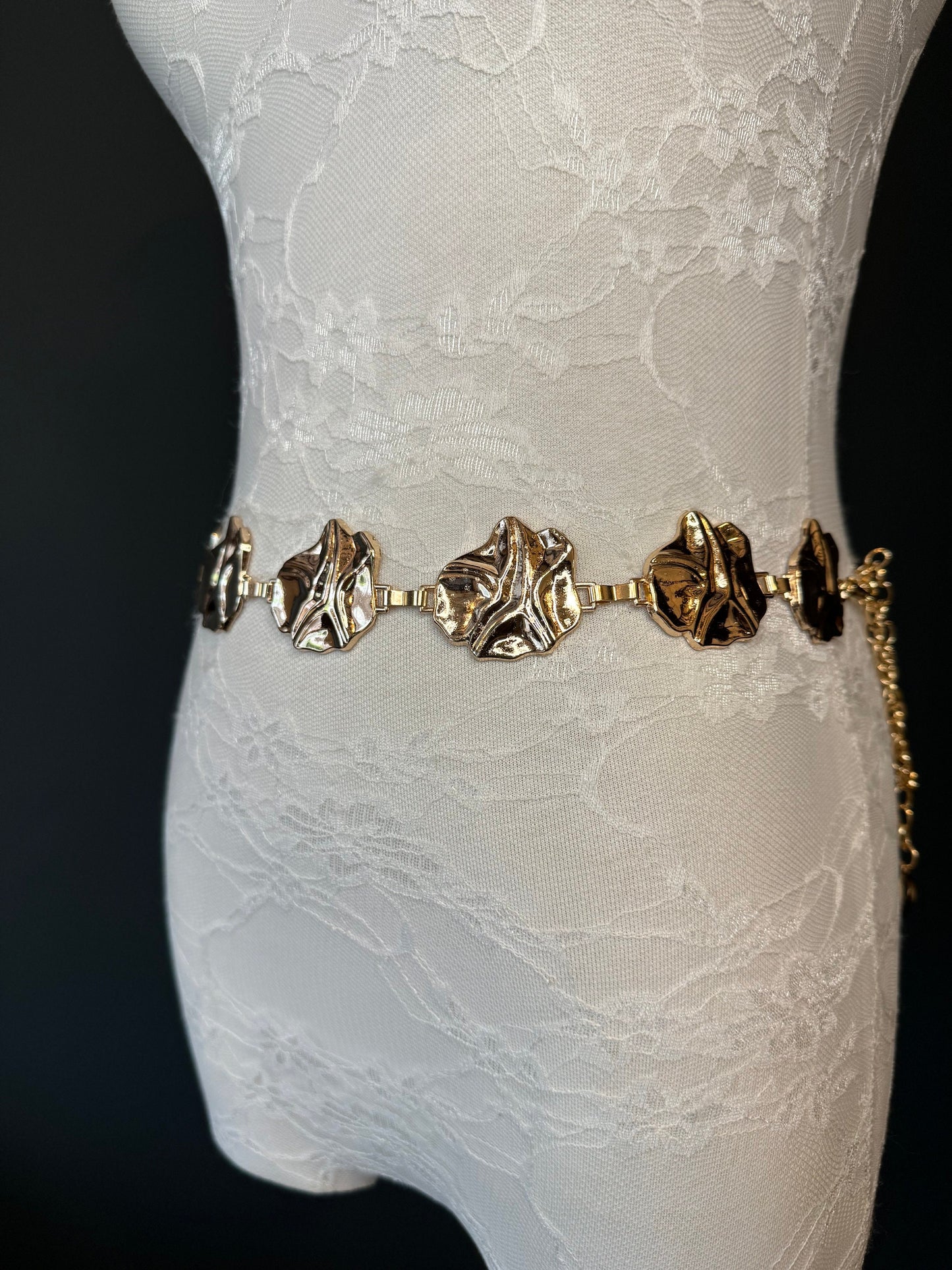 X-long Starfish Hammered Buckle Belt, Metal Belt, Teen Sizes, Sizes 18”-60”, Fan Design, Fan Collection, Gold, Metal belt, Fashion Accessory