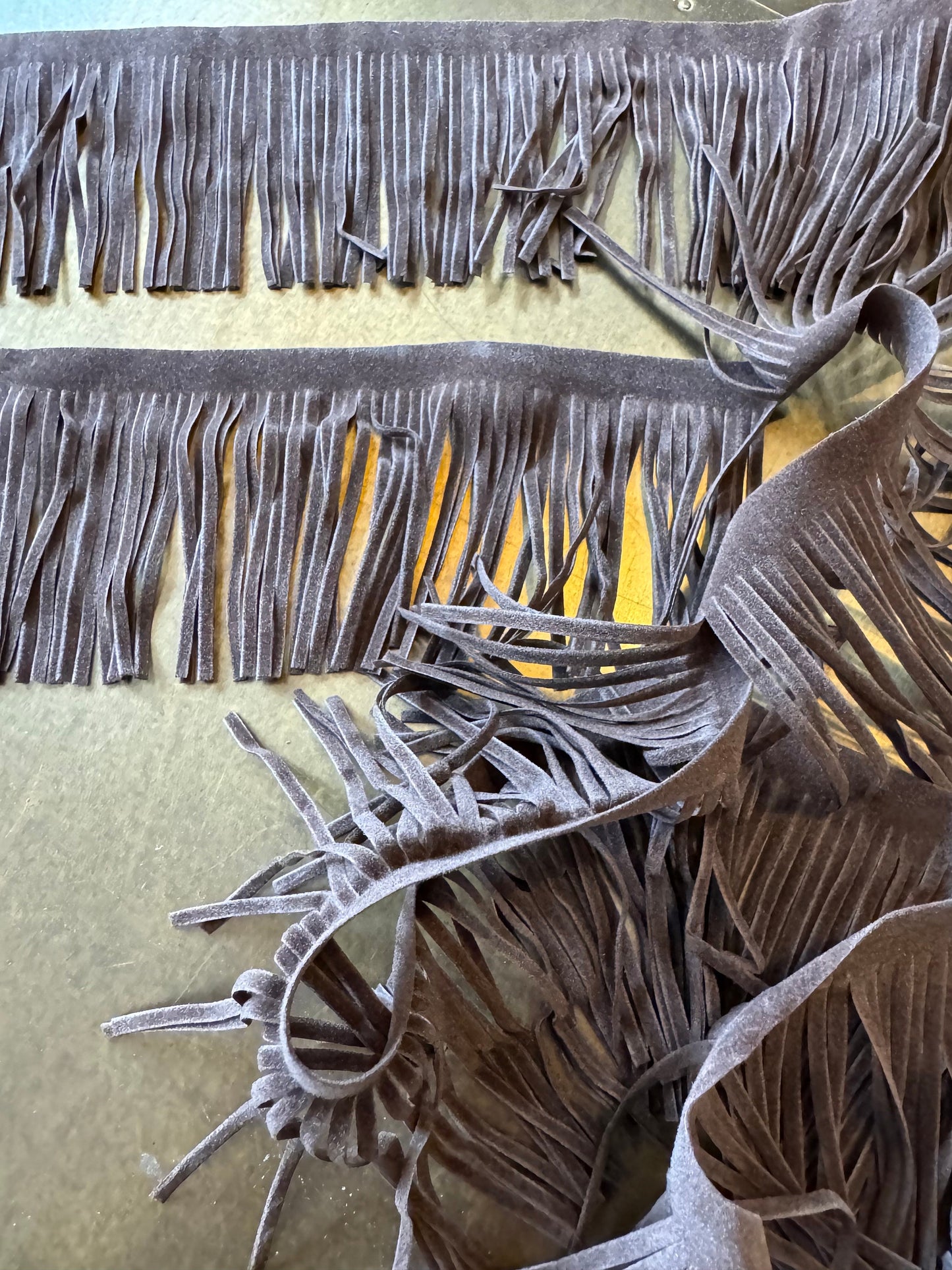 Faux Suede Fringe trim 3” Wide, Brown colour, Soft fringe trimming, Suede Tassel Trim, Bags, Poncho, Furnishings