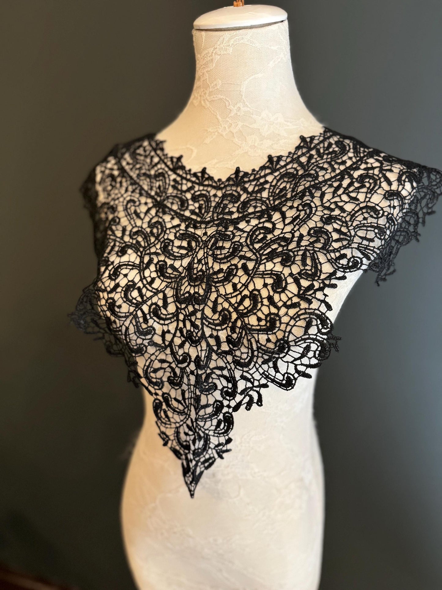 Black Appliqué, Bridal Style, Guipure, Neck trimming, Black Collar, Vintage Style, Sew on, Clothing, Dresses, Art, Crafts, Neck Wear