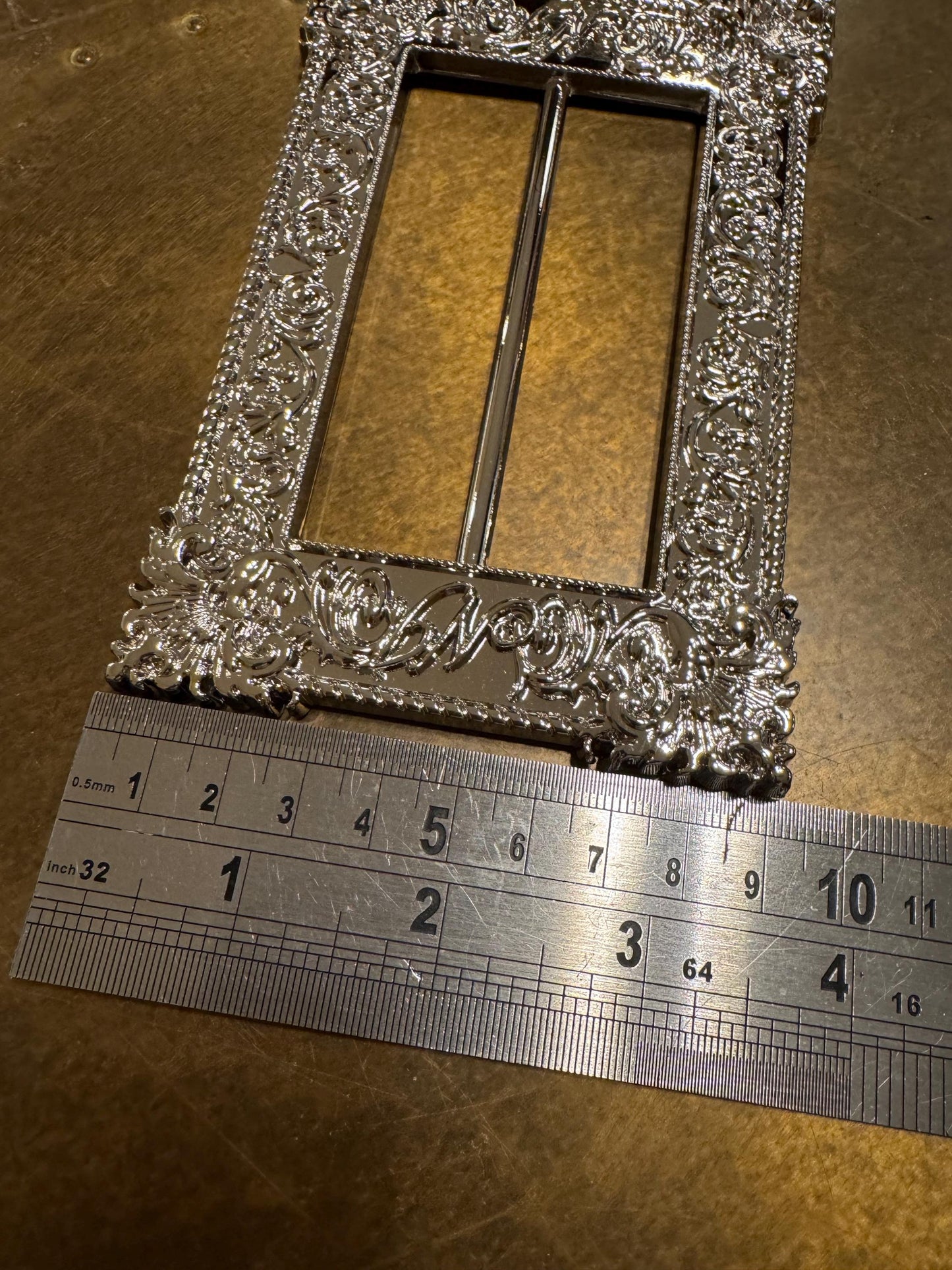Exquisite Metal Buckle, Couture Costume Belt Buckle (14cm x 9cm)