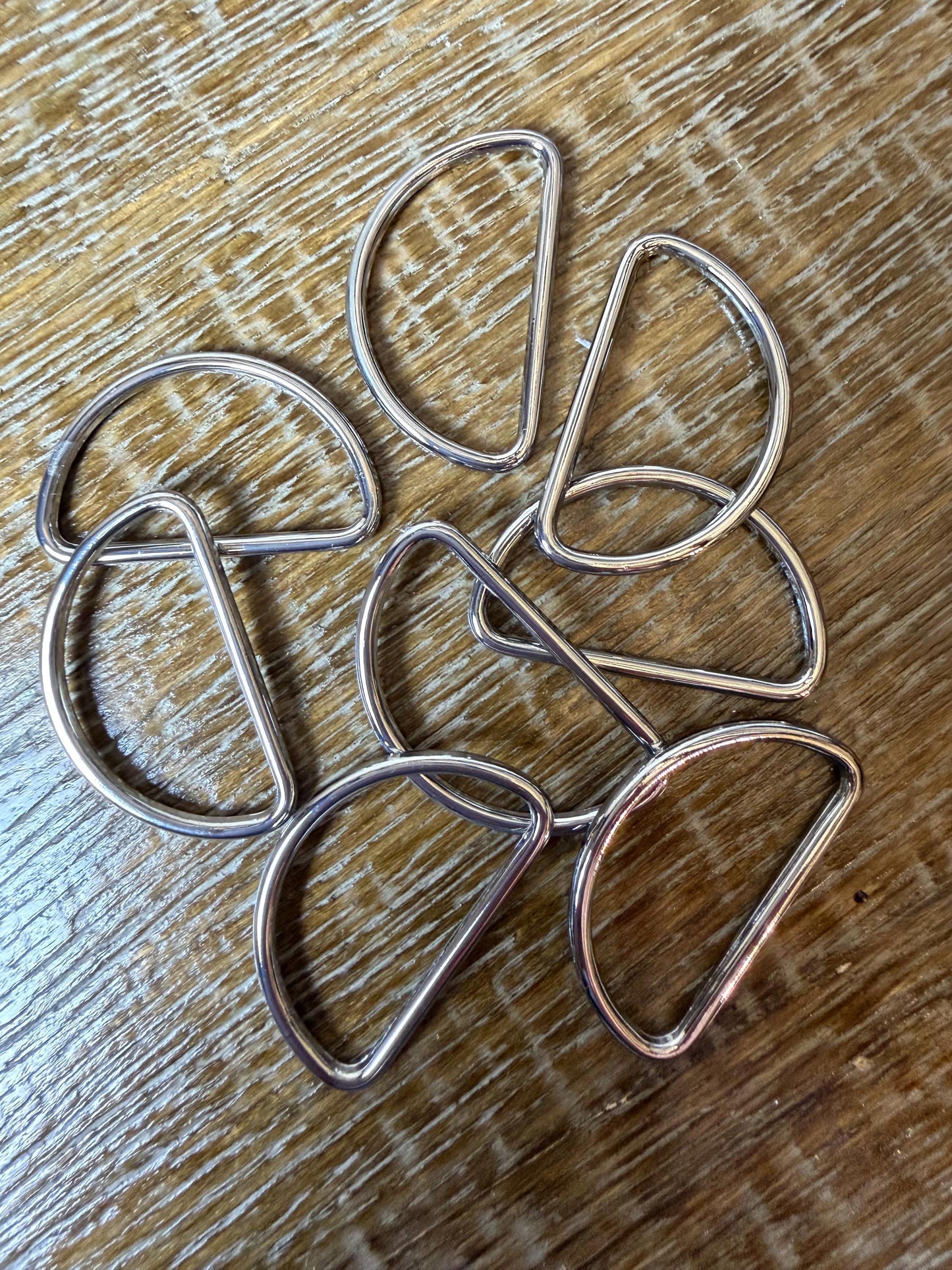 Large Metal Welded D Rings, Shiny Silver, Alloy, 4.3cm (1.7”)