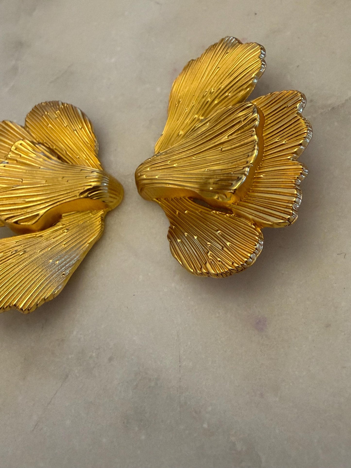 Brooch, Pin on Gold, 5.5cm x 4cm
