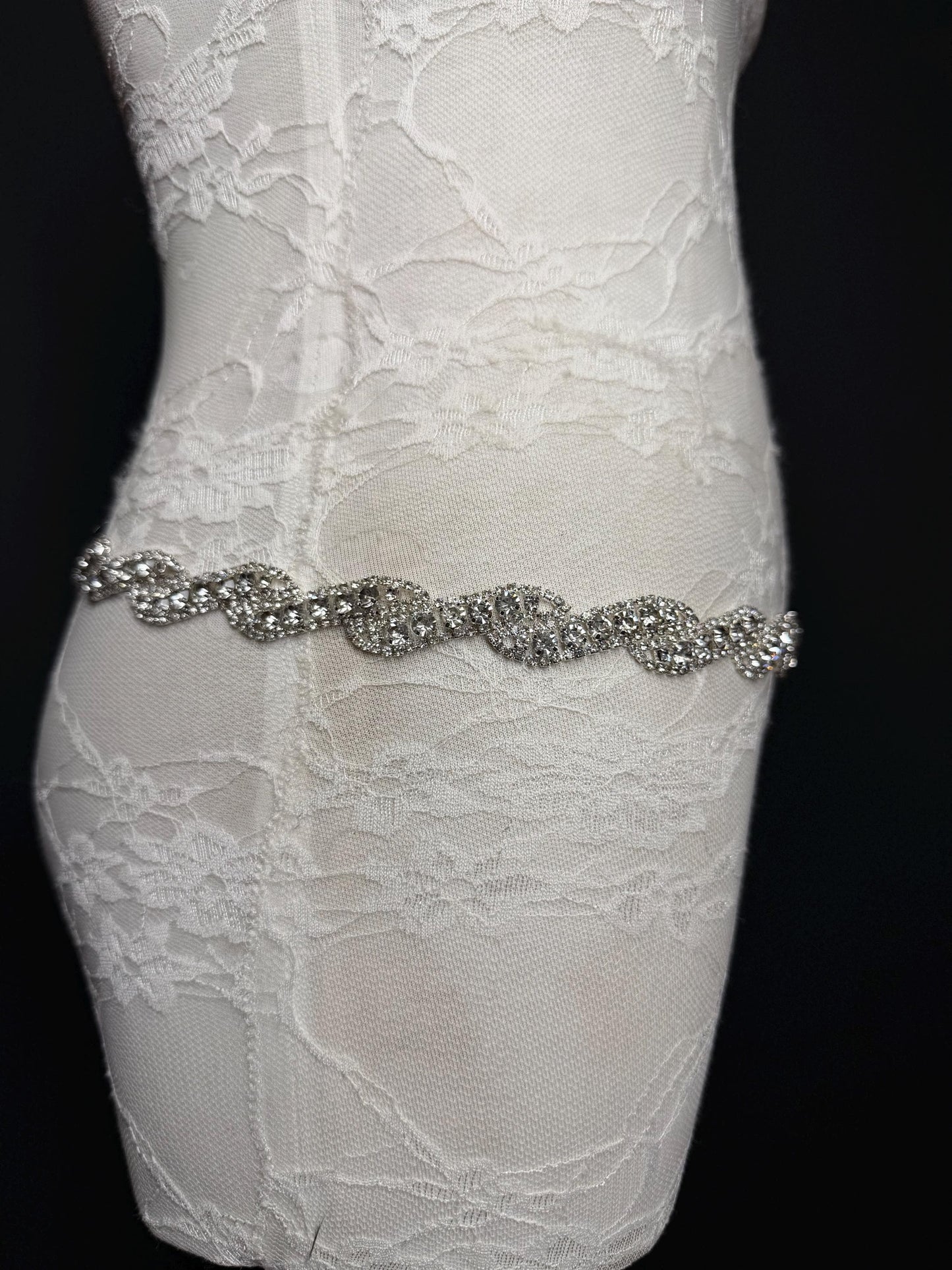 Rhinestone Jewel Belt, Metal Belt, Teen Sizes, Size 18”-60”, Fan Design, Fan Collection, Silver Metal belt, Fashion Accessory