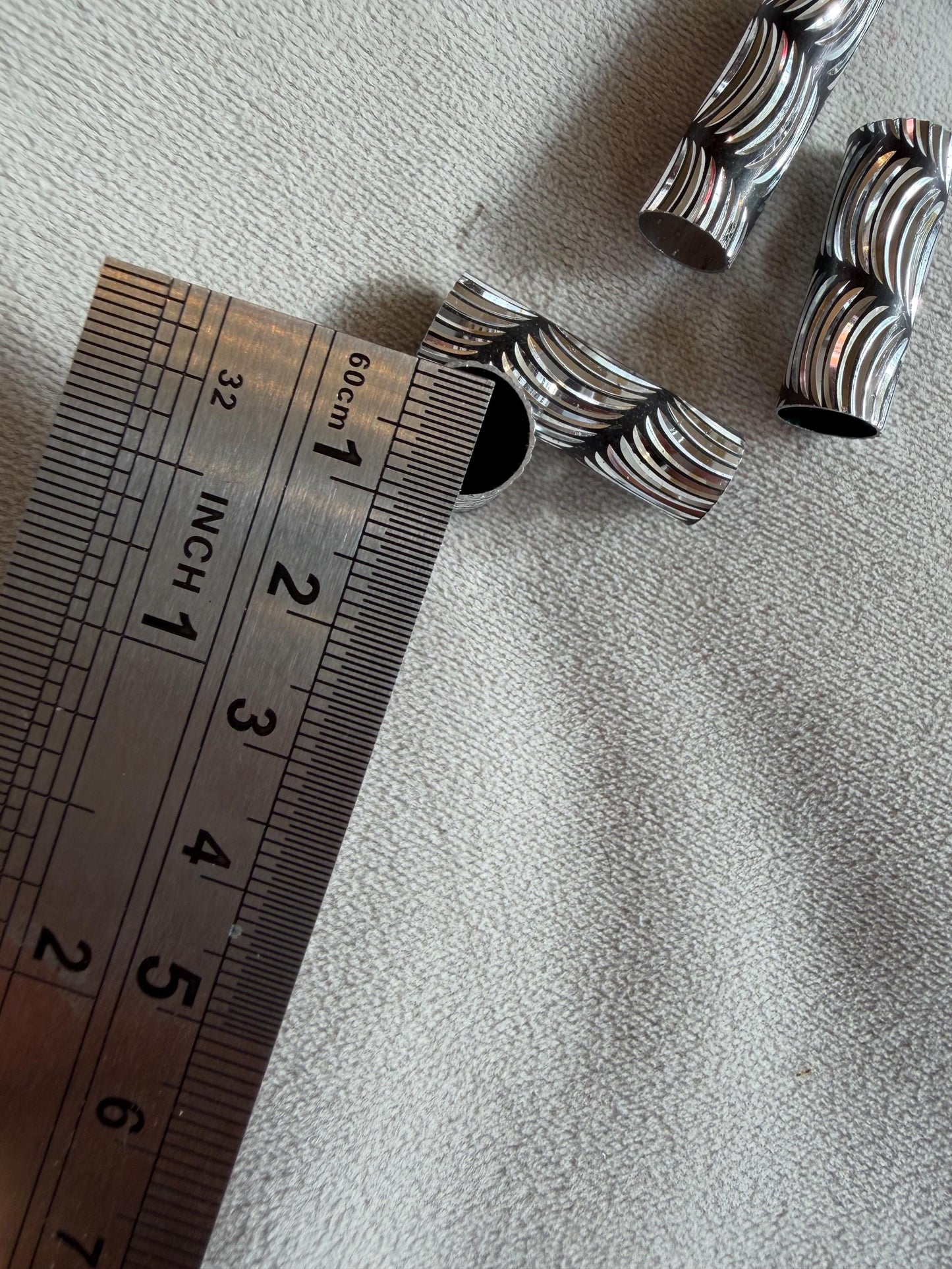4x Beads, Shiny 3cm Bead, 8mm Hole, Tube Bead, Crafts, Clothing, Diamond Cut