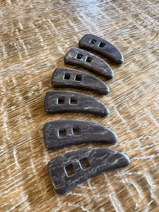 Flat Imitation Horn Two Hole Toggle