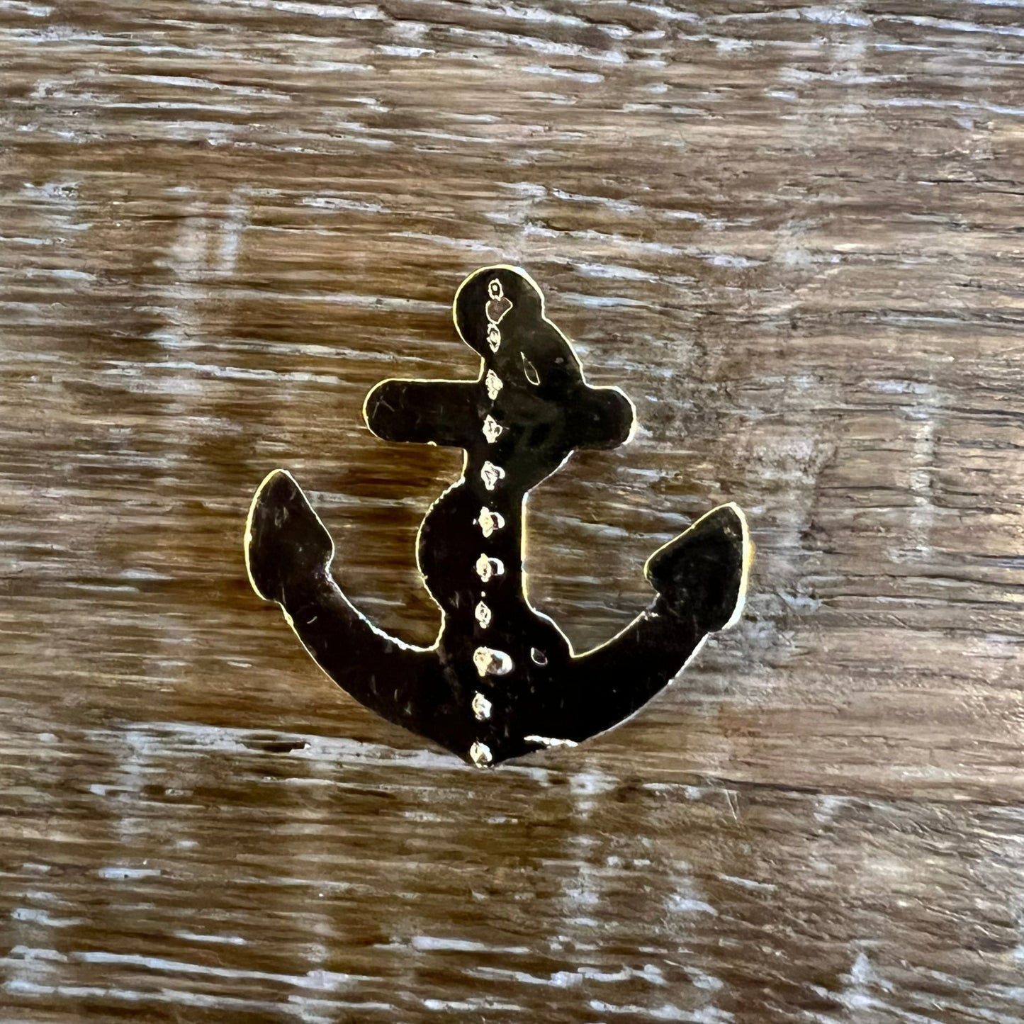 Gold Anchor Pendant Button