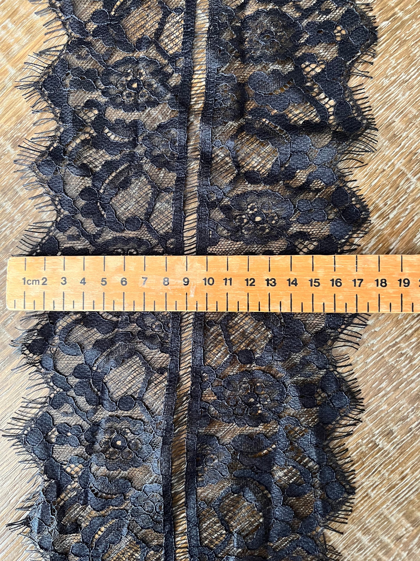 17cm Black Eyelash Lace