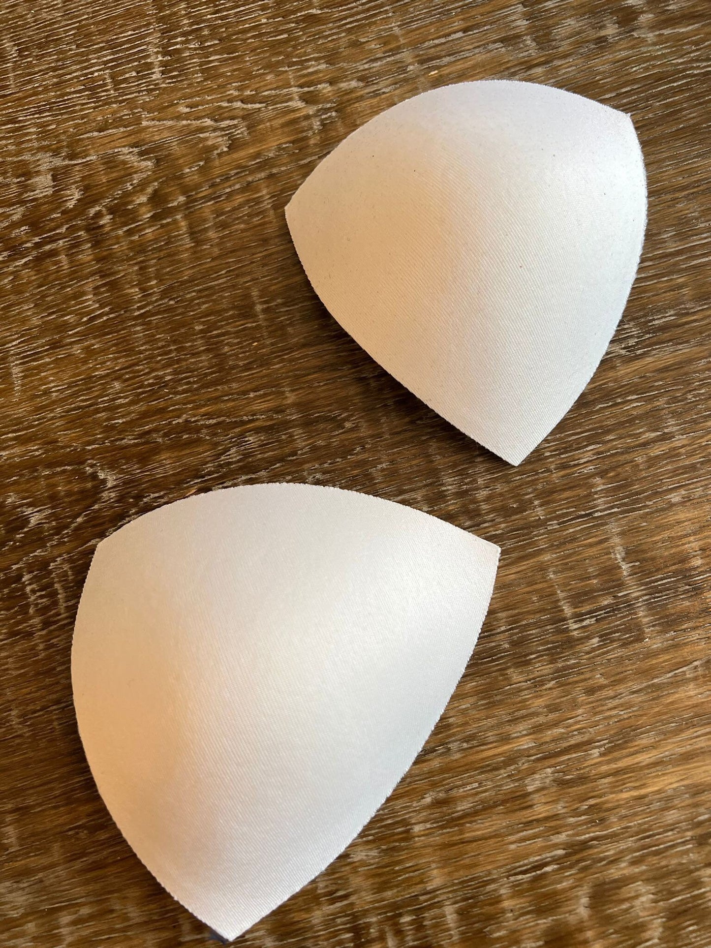Bra Pads Comfortable Breathable Bra Padding Inserts for Bikini, Dresses Swimwear,Sports Bras,Triangle Shape, Removable,Triangle&Round,4Sizes