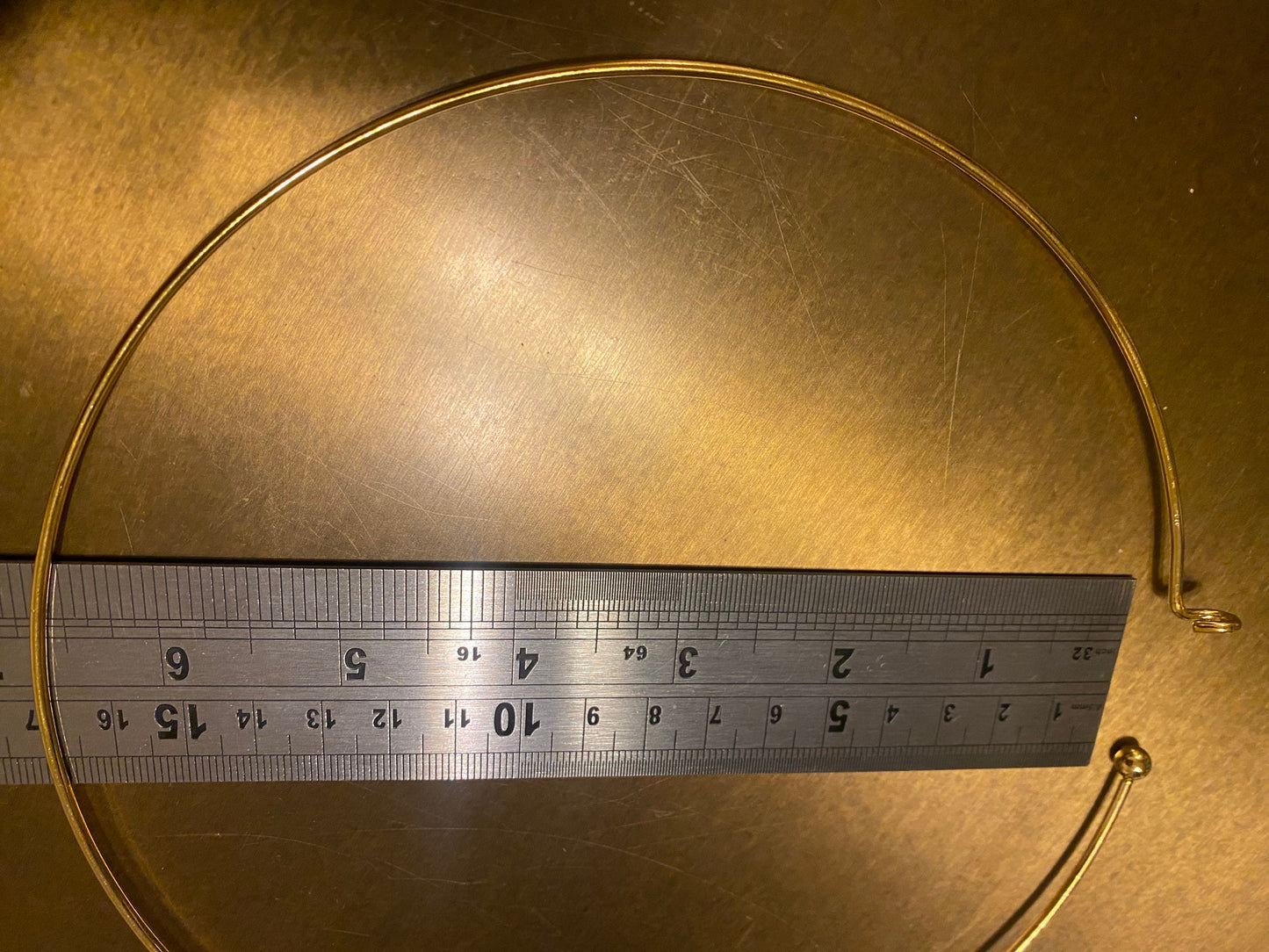 Gold Metal Neck Wire Choker (6.8")