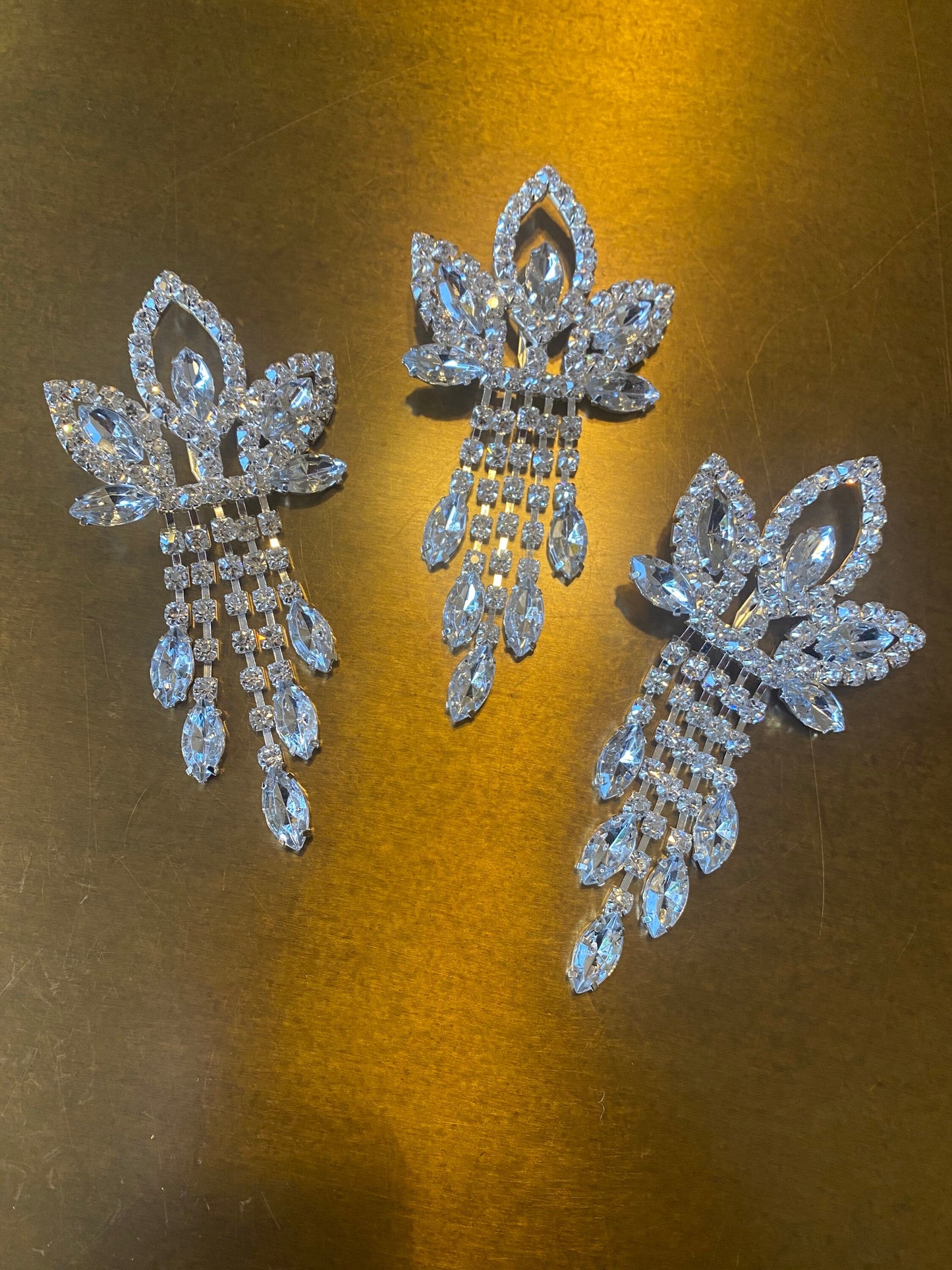Rhinestone Diamanté Brooch, silver brooch, pin on brooch, High quality Jewel Brooch