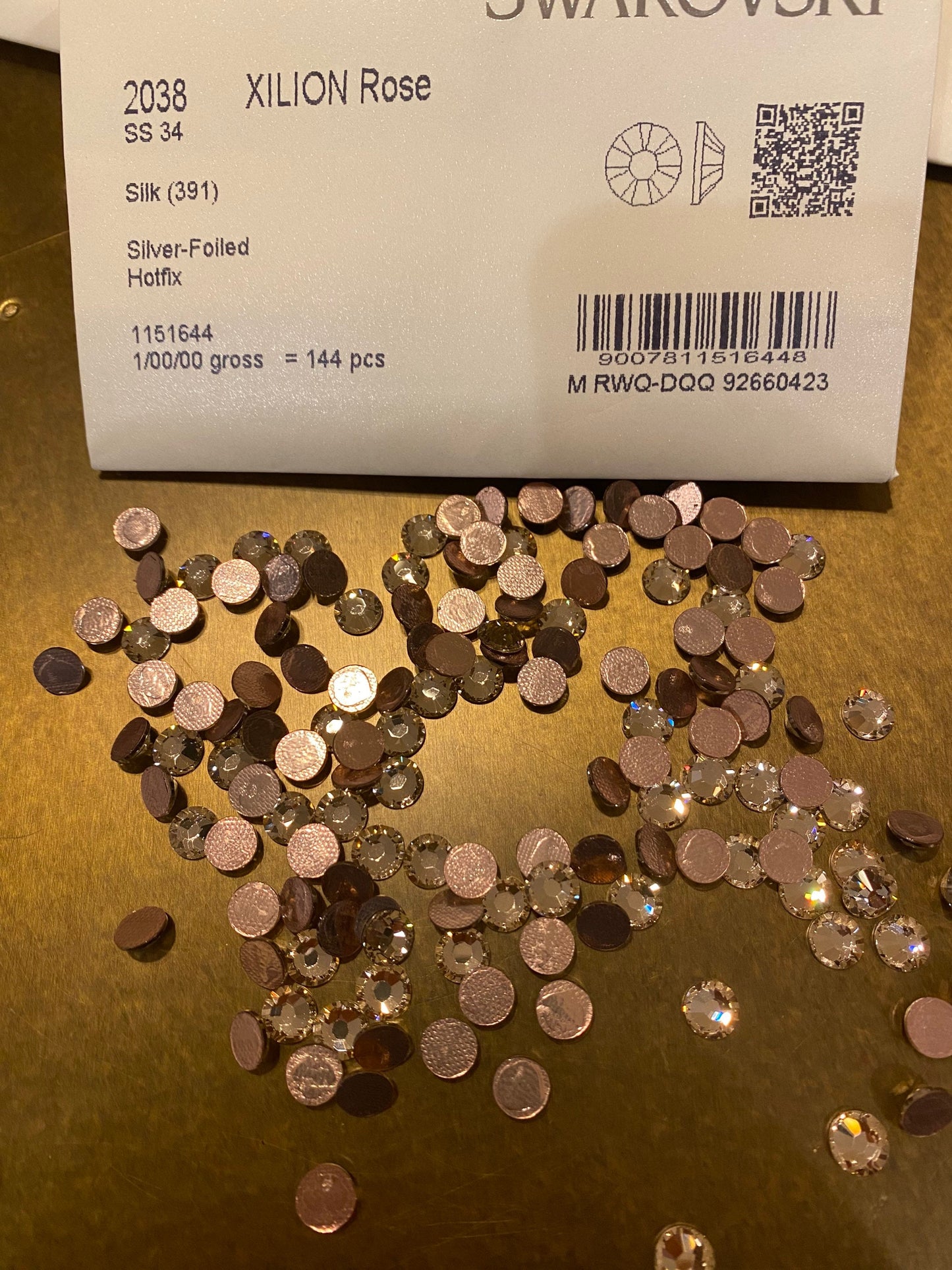 Silk (391) Austrian Crystal 2038 XILION 34ss Crystal Flatback *With* Hotfix Rhinestones Nail Art 7mm ss34