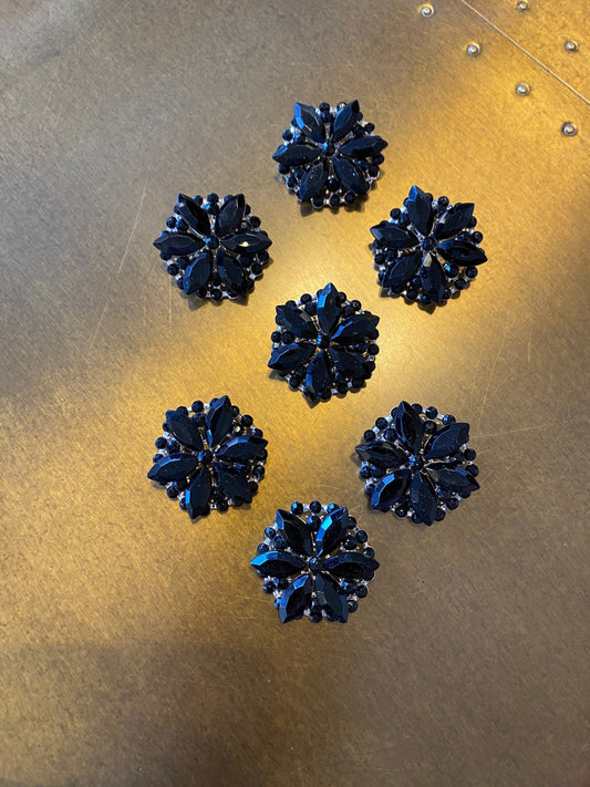 Black Jewel Brooch, Fan Fashion Pin (3.5cm)