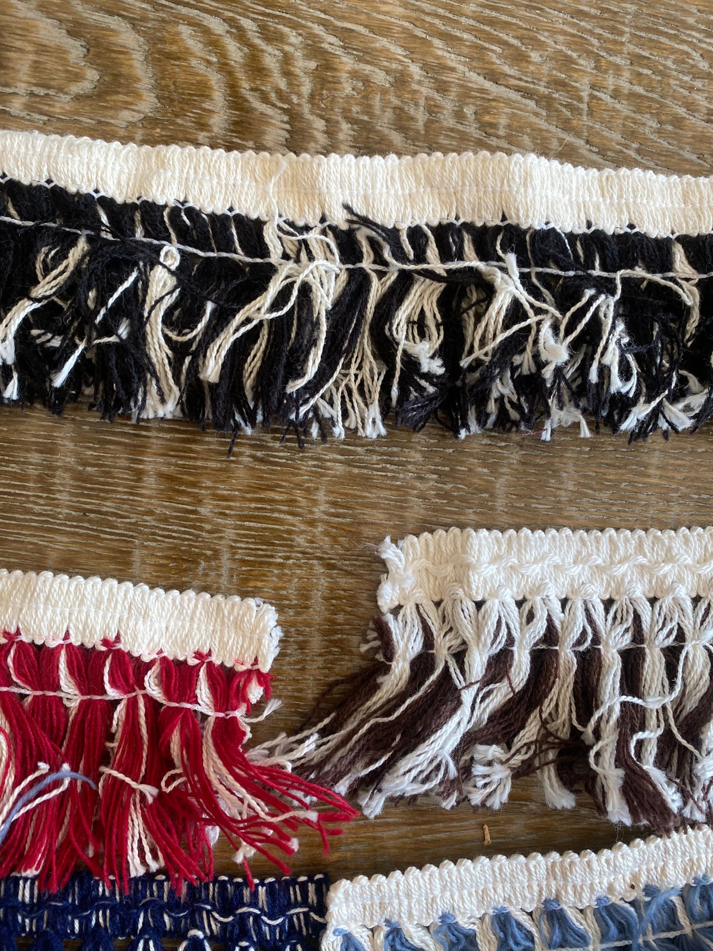 Fringe, Knitted Fringe, Red, Black, Brown, Navy, Blue,