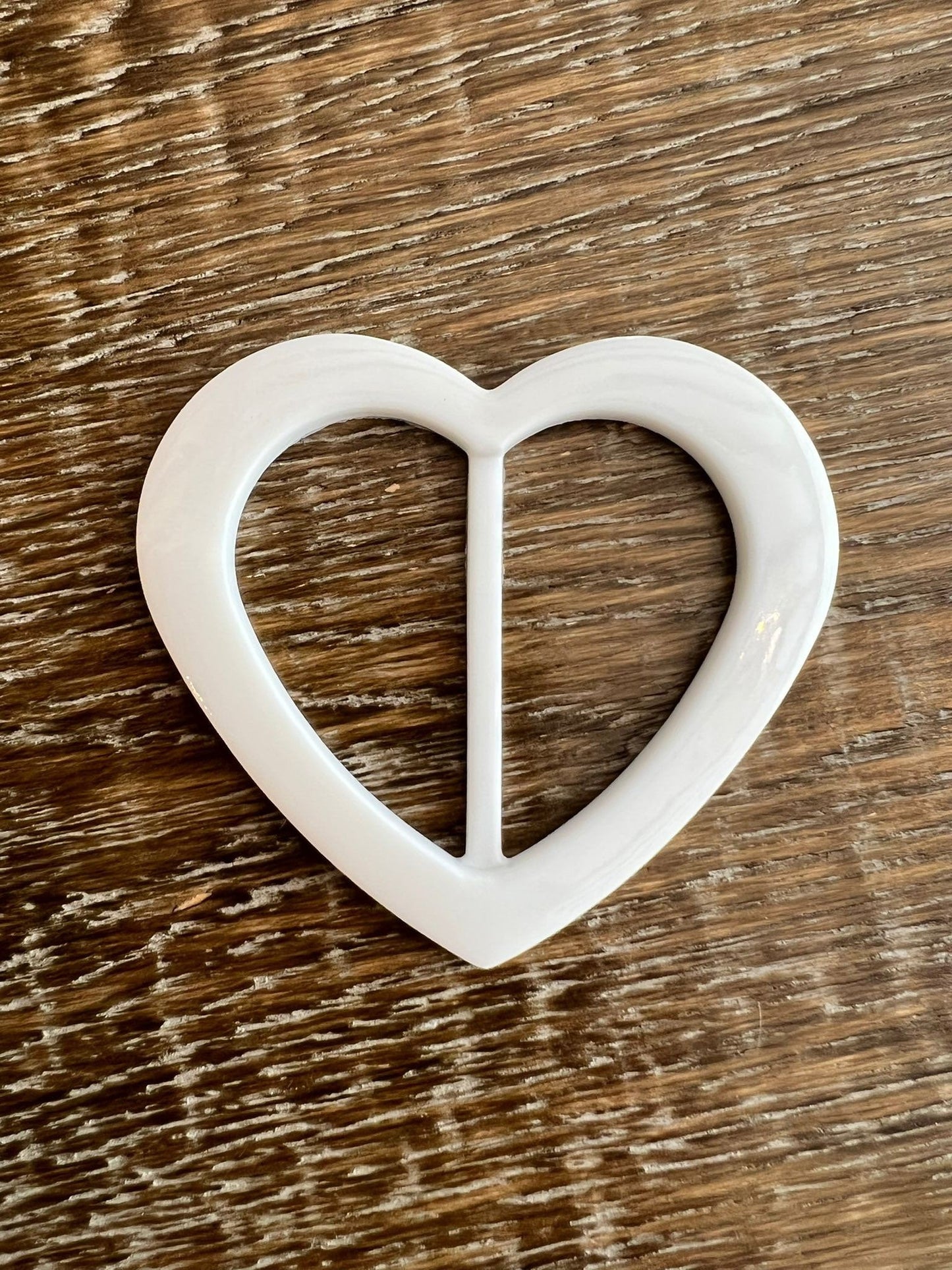 Heart Buckles, 3” Wide, Shiny finish, Black / White, 75mm Buckles, Heart Shape