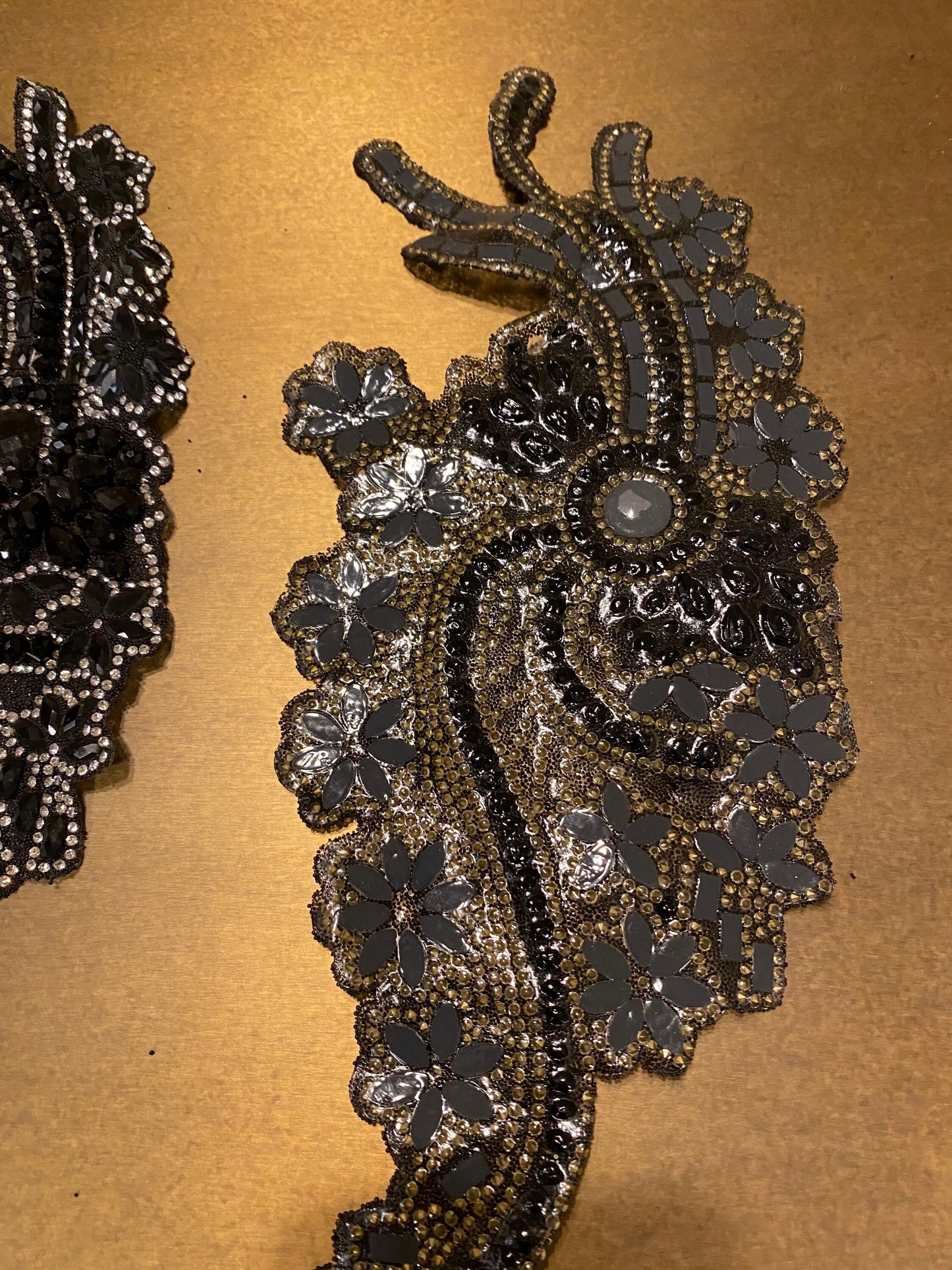 1pair, Diamanté, Beaded Heat Seal Motif, Two Part, Left, Right, 30cm