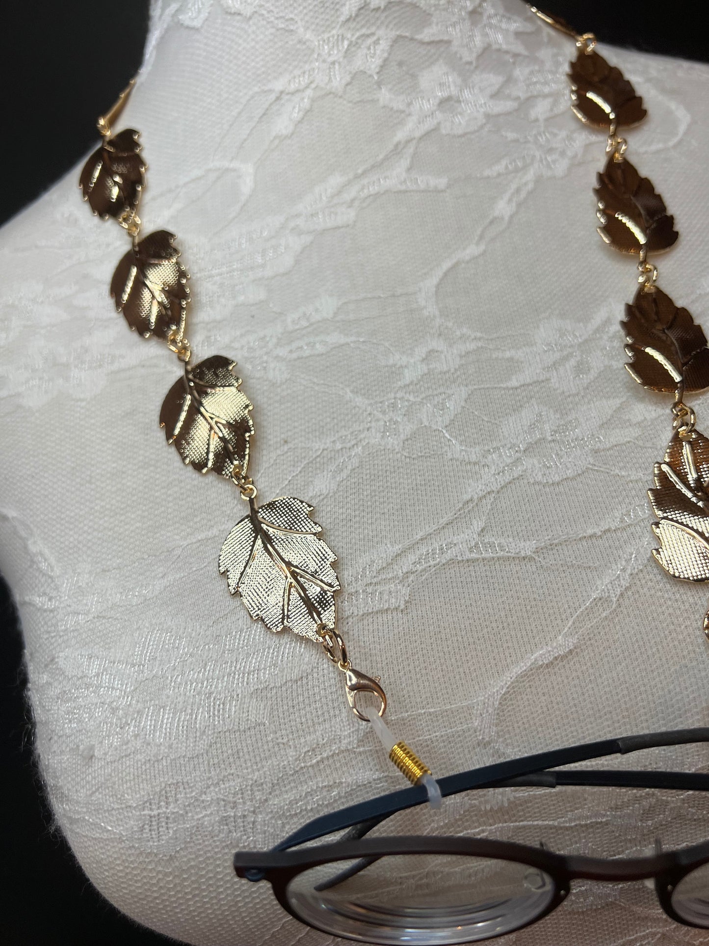 Handmade Leaf Glasses Chain