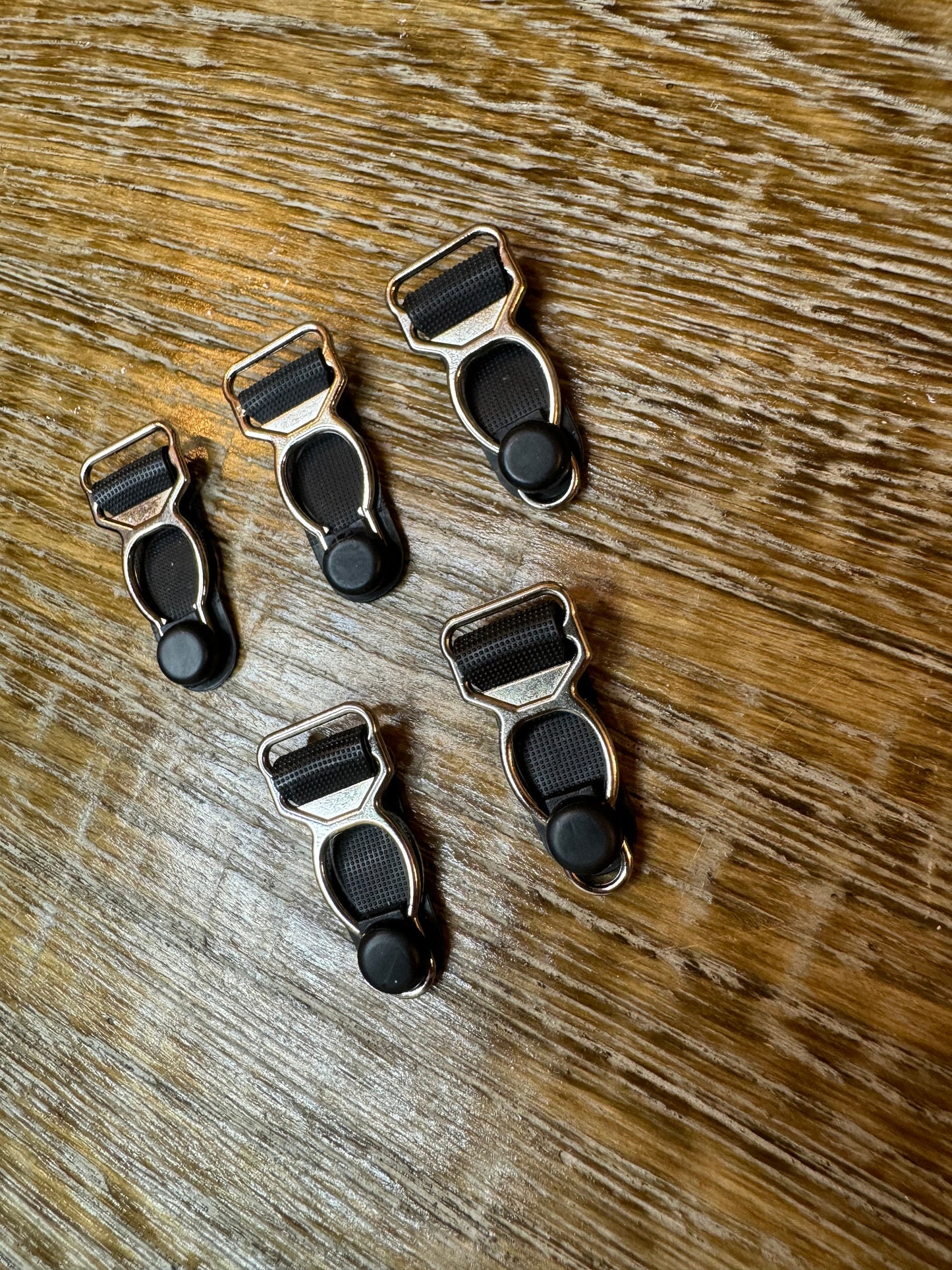 50pcs/500ps, 1/2" Silver with Black rubber Garter / Suspender Clips, Lingerie, Nickel Free, Black, Silver Metal
