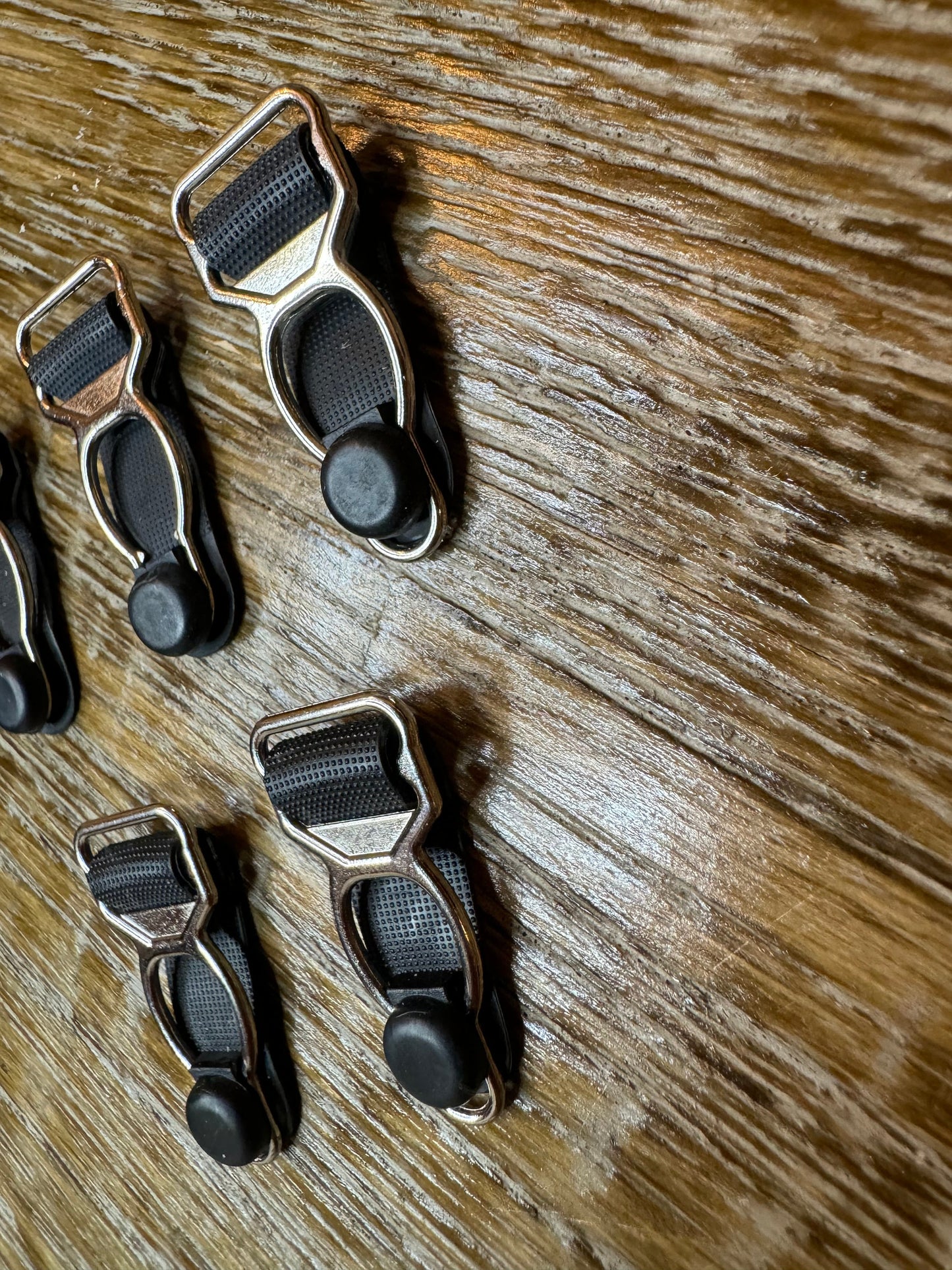 50pcs/500ps, 1/2" Silver with Black rubber Garter / Suspender Clips, Lingerie, Nickel Free, Black, Silver Metal