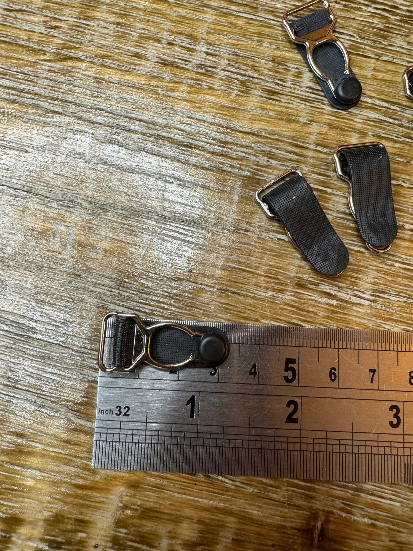 50pcs/500ps, 1/2" Silver with Black rubber Garter / Suspender Clips, Lingerie, Nickel Free, Black, Silver Metal