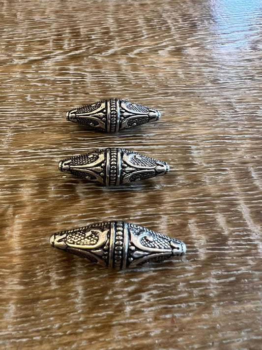 3pcs, Vintage Toggle Antique Silver, Engraved Shank Toggle