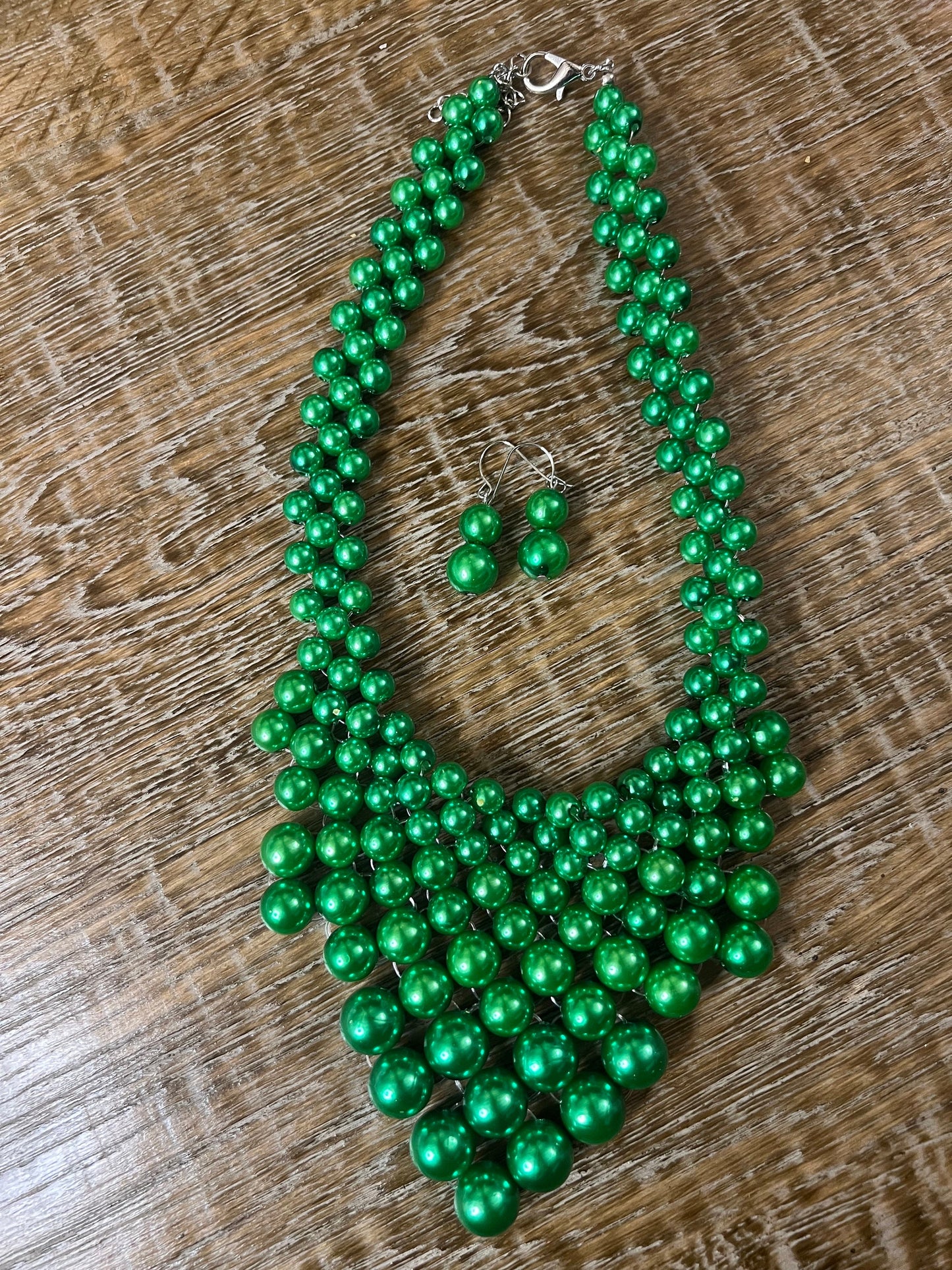 Handmade Green Pearl Beaded Necklace and Earring Set