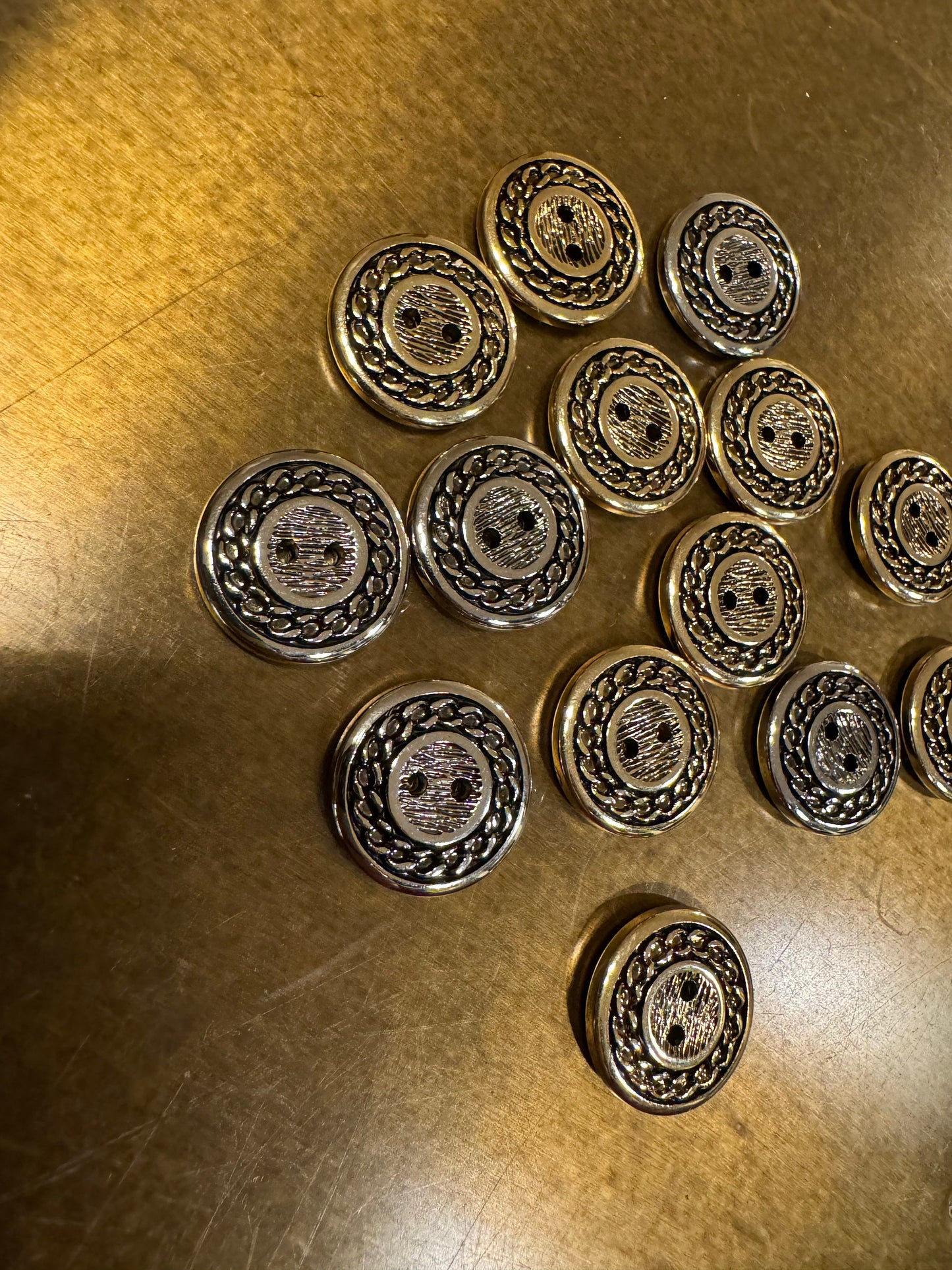 2cm Buttons, 34L Size, Gold, Silver, Chain Detail Buttons, Clothing, Crafts, Furnishings, Dolls