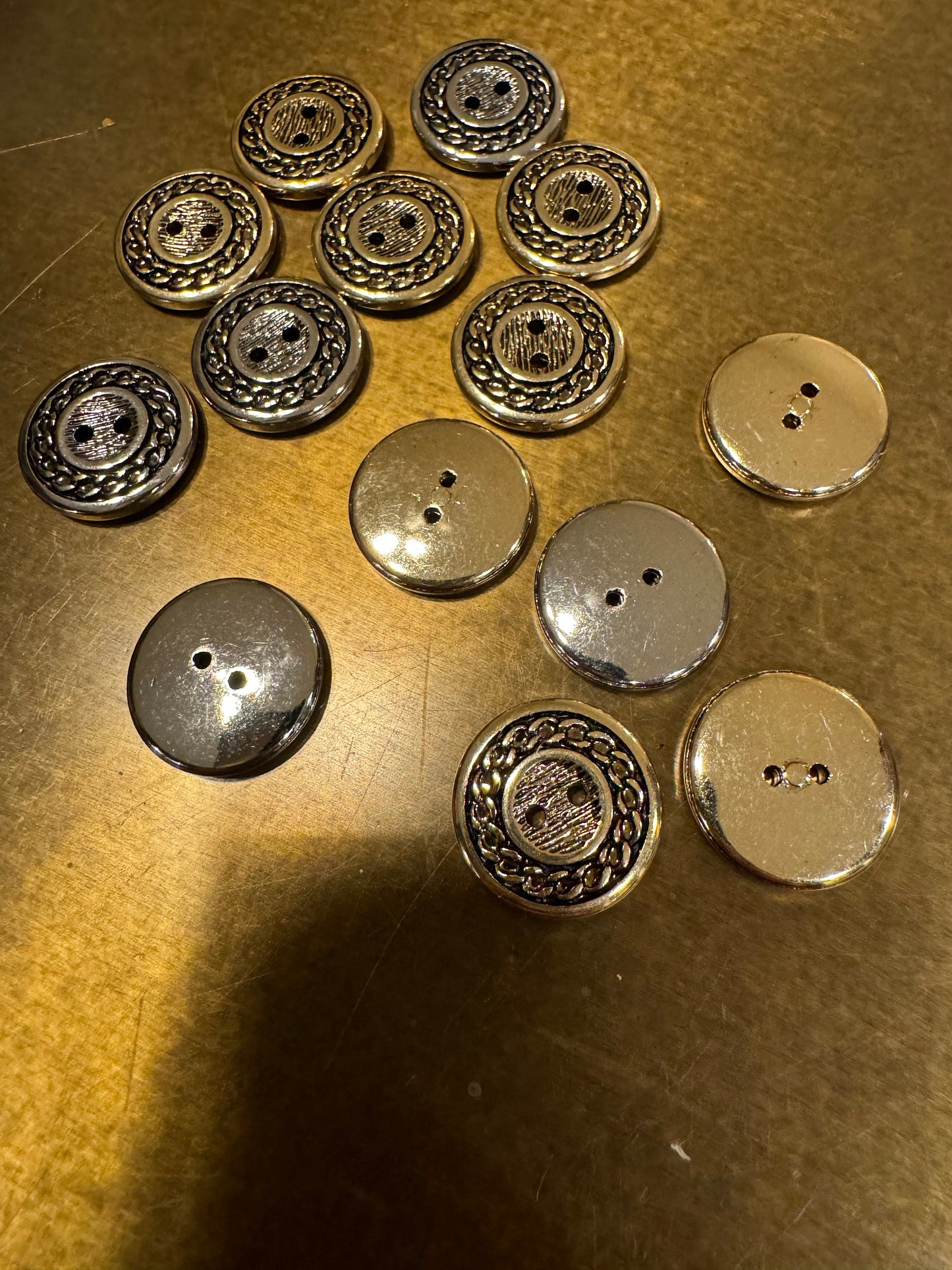 2cm Buttons, 34L Size, Gold, Silver, Chain Detail Buttons, Clothing, Crafts, Furnishings, Dolls