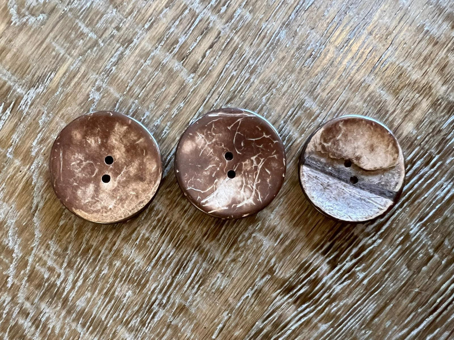 6pcs per pack, Natural Coconut Buttons, 3 Sizes Coconut a Buttons, 21mm, 28mm, 36mm