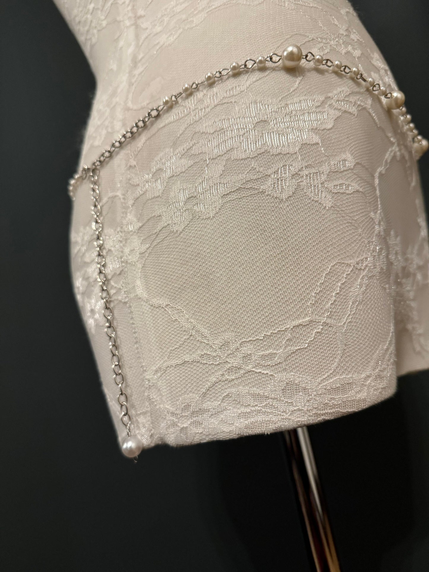 X-long Pearl Belt, Belt, Quality Pearls, Teen Sizes, Sizes 18”-60”, Fan Design, Fan Collection, Bridal, Prom, Swimwear ,Fashion Accessory