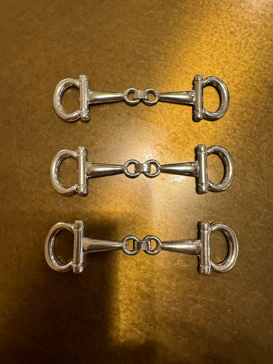 2x Silver Tone Metal Hinged Equestrian Buckles, 88mm x 25mm, Footwear, Bags, Accessories, 2 Pieces