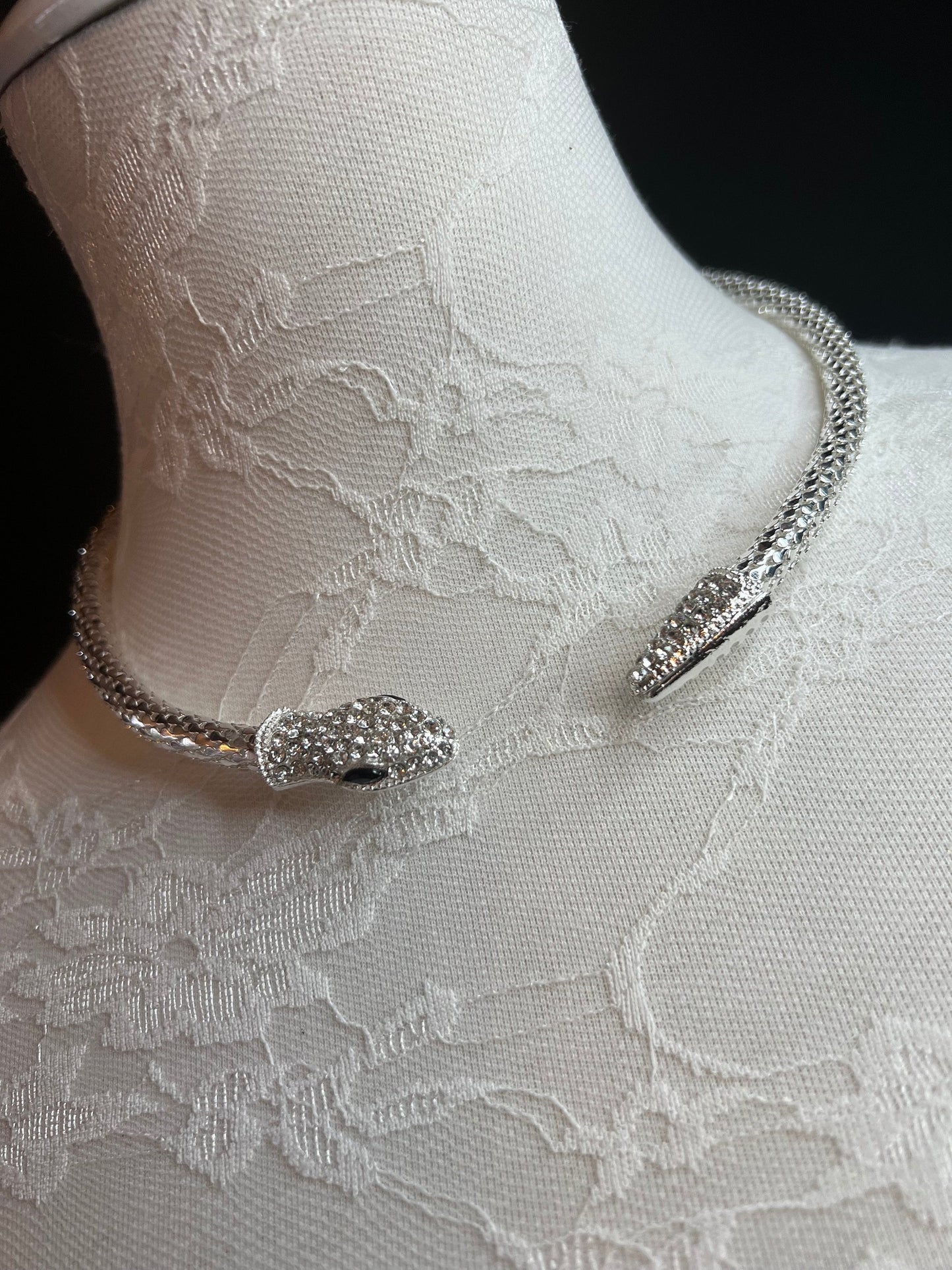 Rhinestone Snake Choker Necklace, Elegant Diamante Design