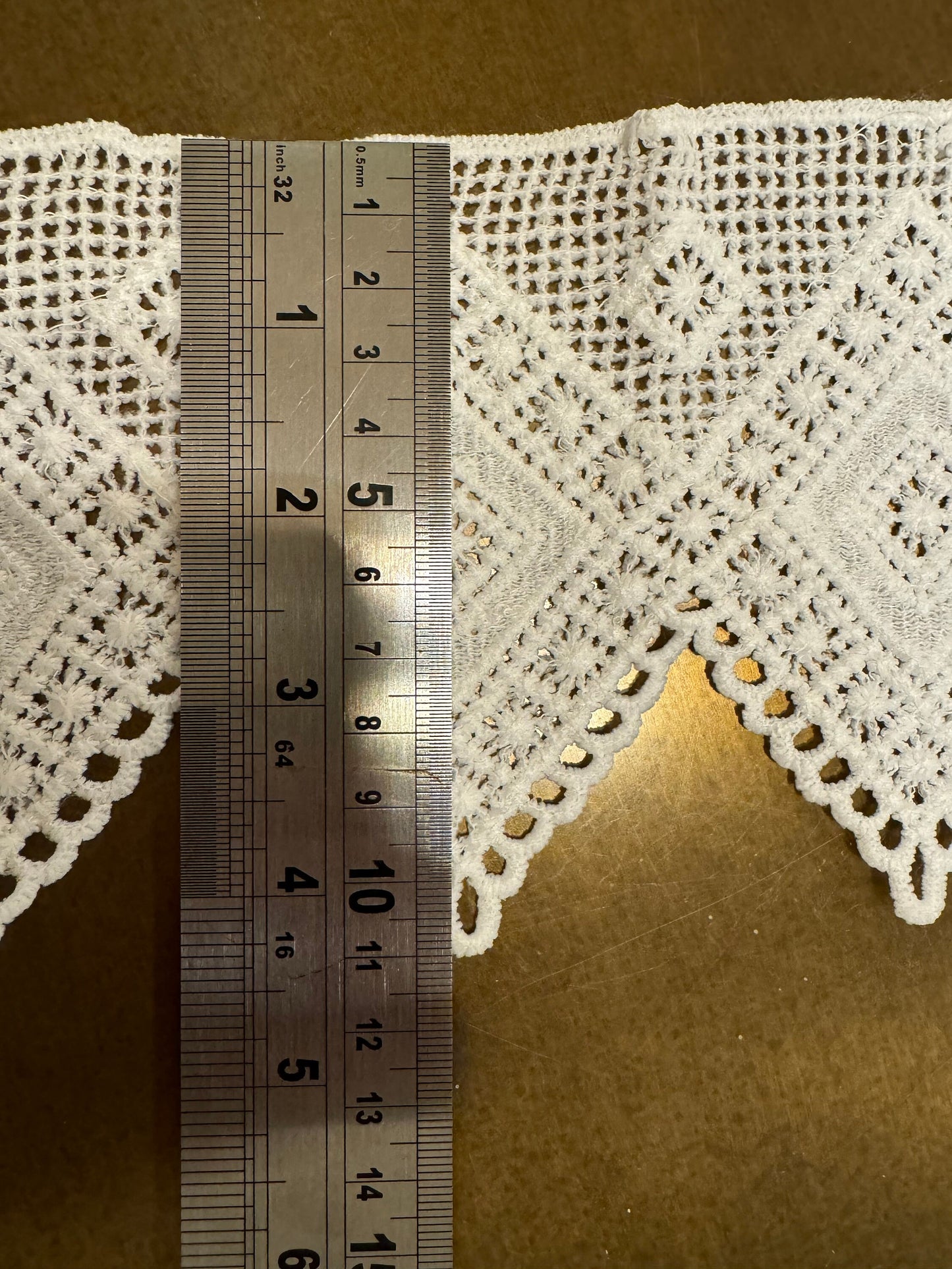 Ivory Deep V Lace Trim, Scalloped Edge, Dress & Craft Projects