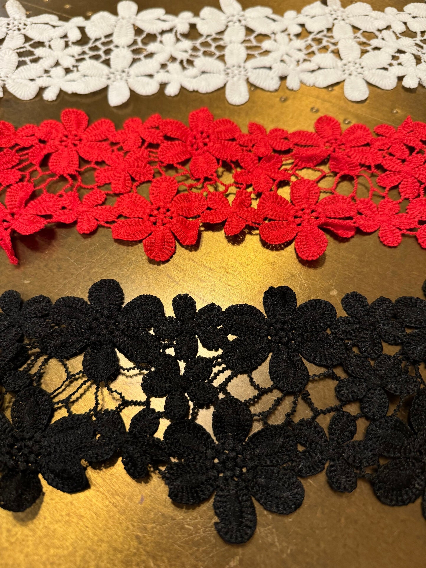Daisy Lace Trim, Elegant Sewing Lace, Red, Ivory, Black