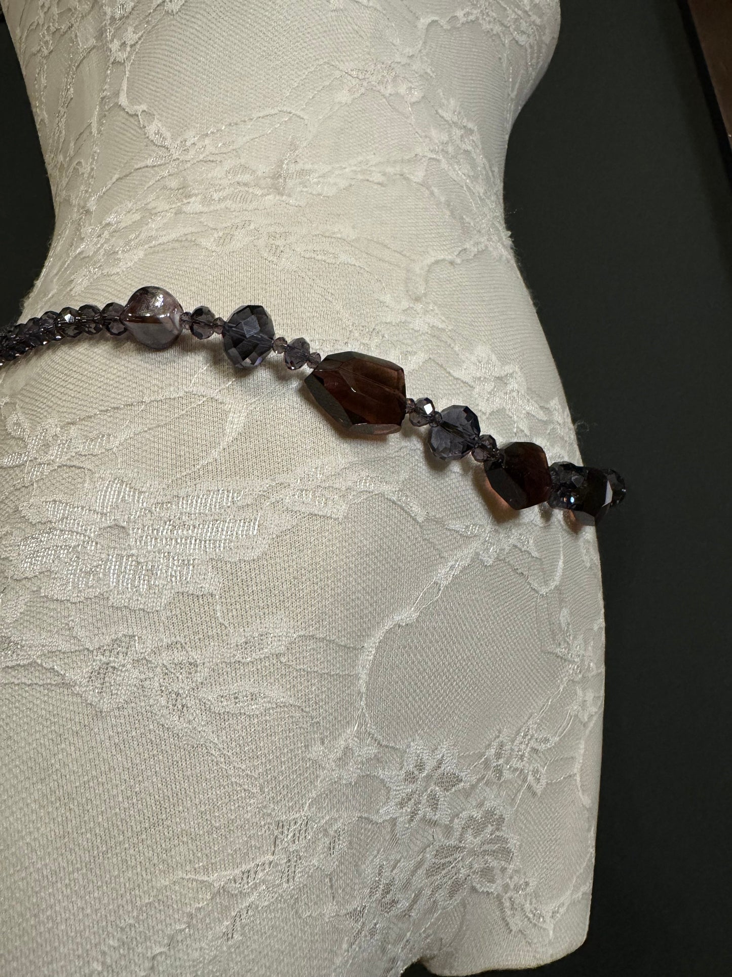 X-Long Beaded Dress Belt, Adjustable Chain, Fan Design